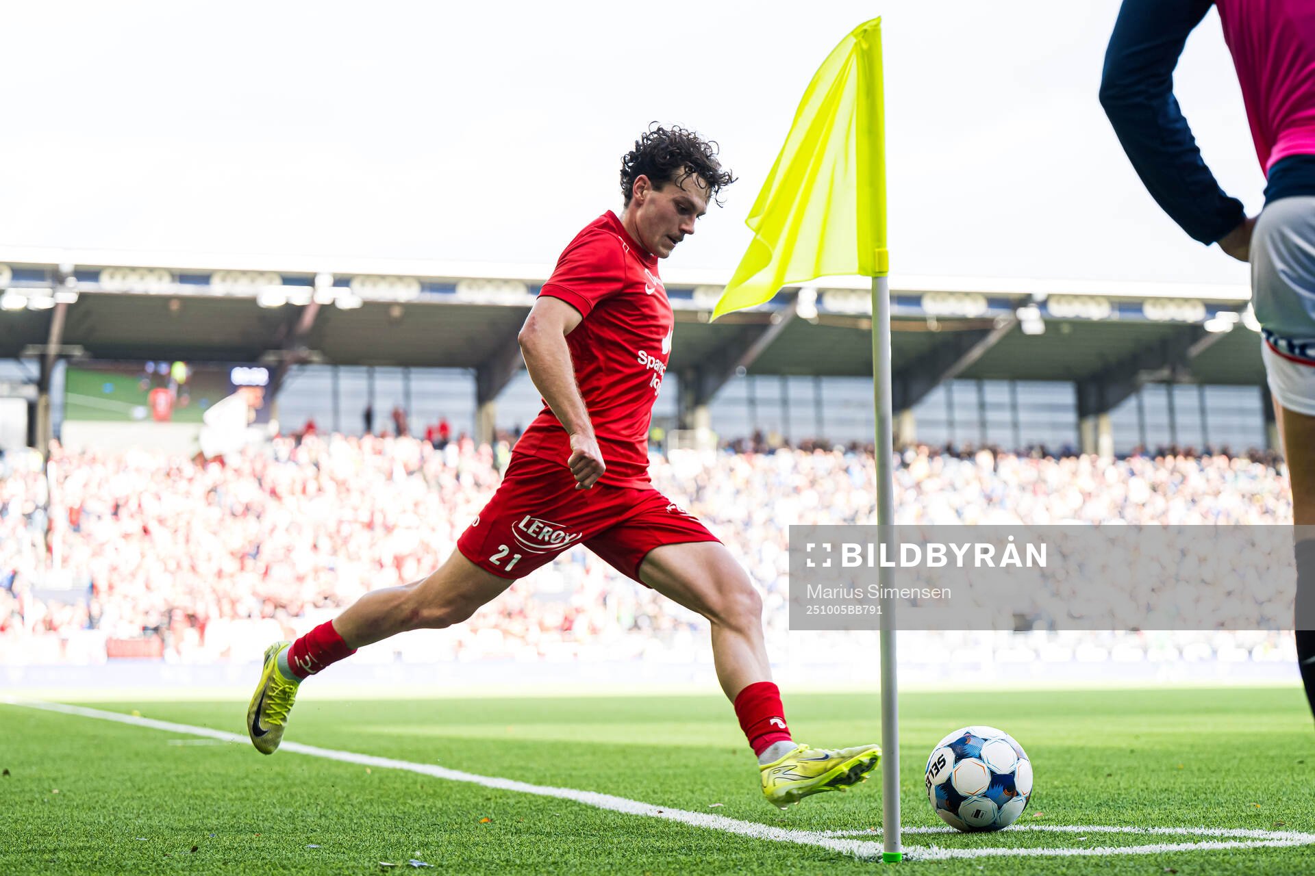 Denzel De Roeve of Brann
