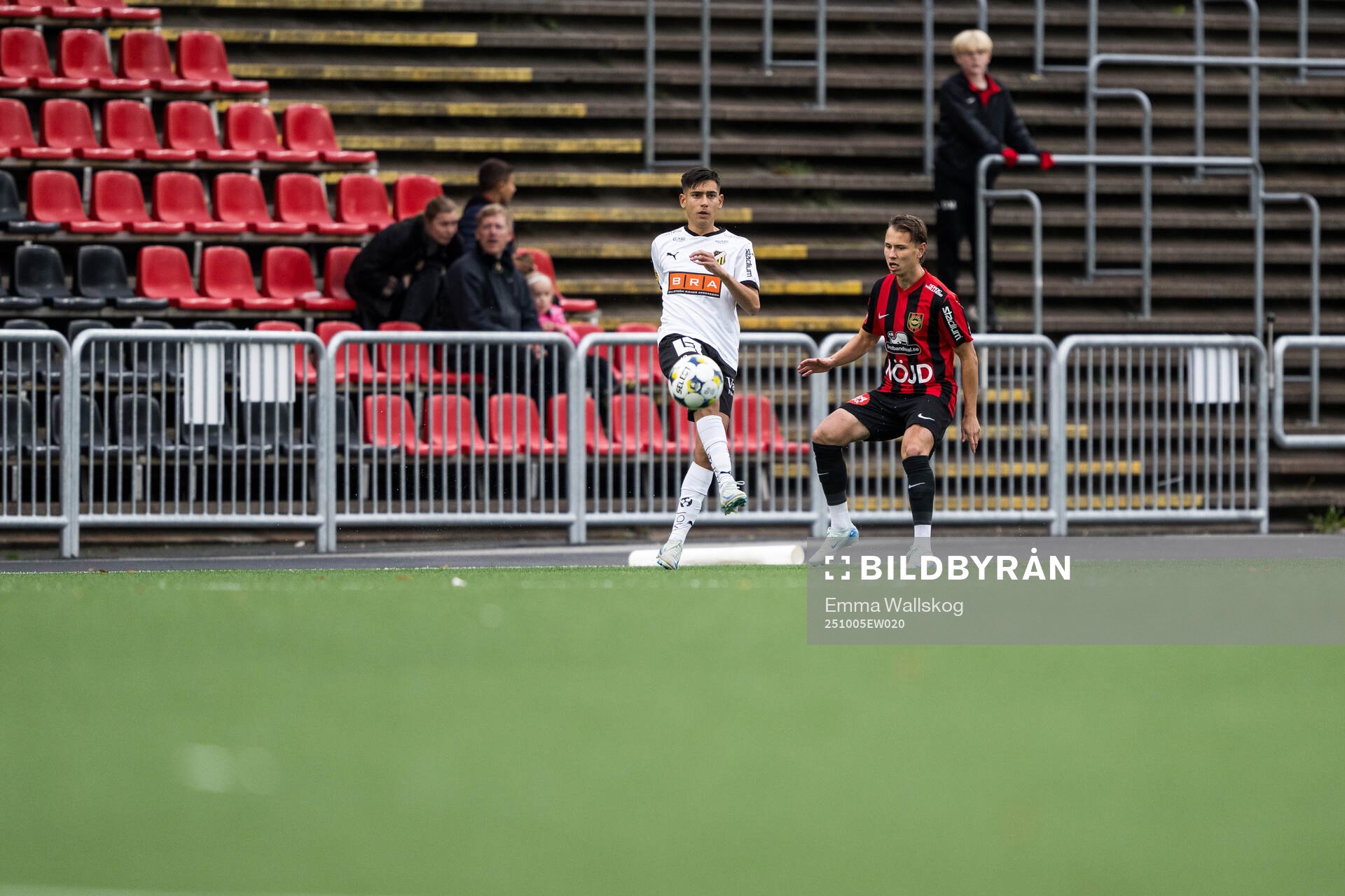 Häckens Danilo Al-Saed och Brommapojkarnas Alex Timossi