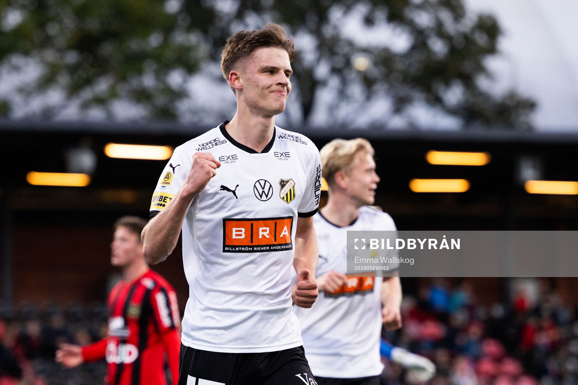 Häckens Adrian Svanbäck jublar