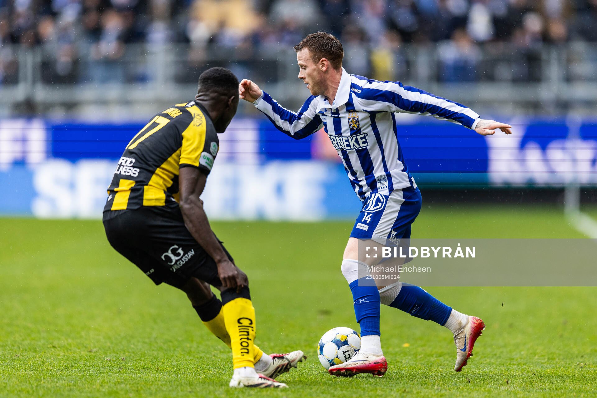 Hammarbys Ibrahima Breze Fofana och IFK Göteborgs Tobias