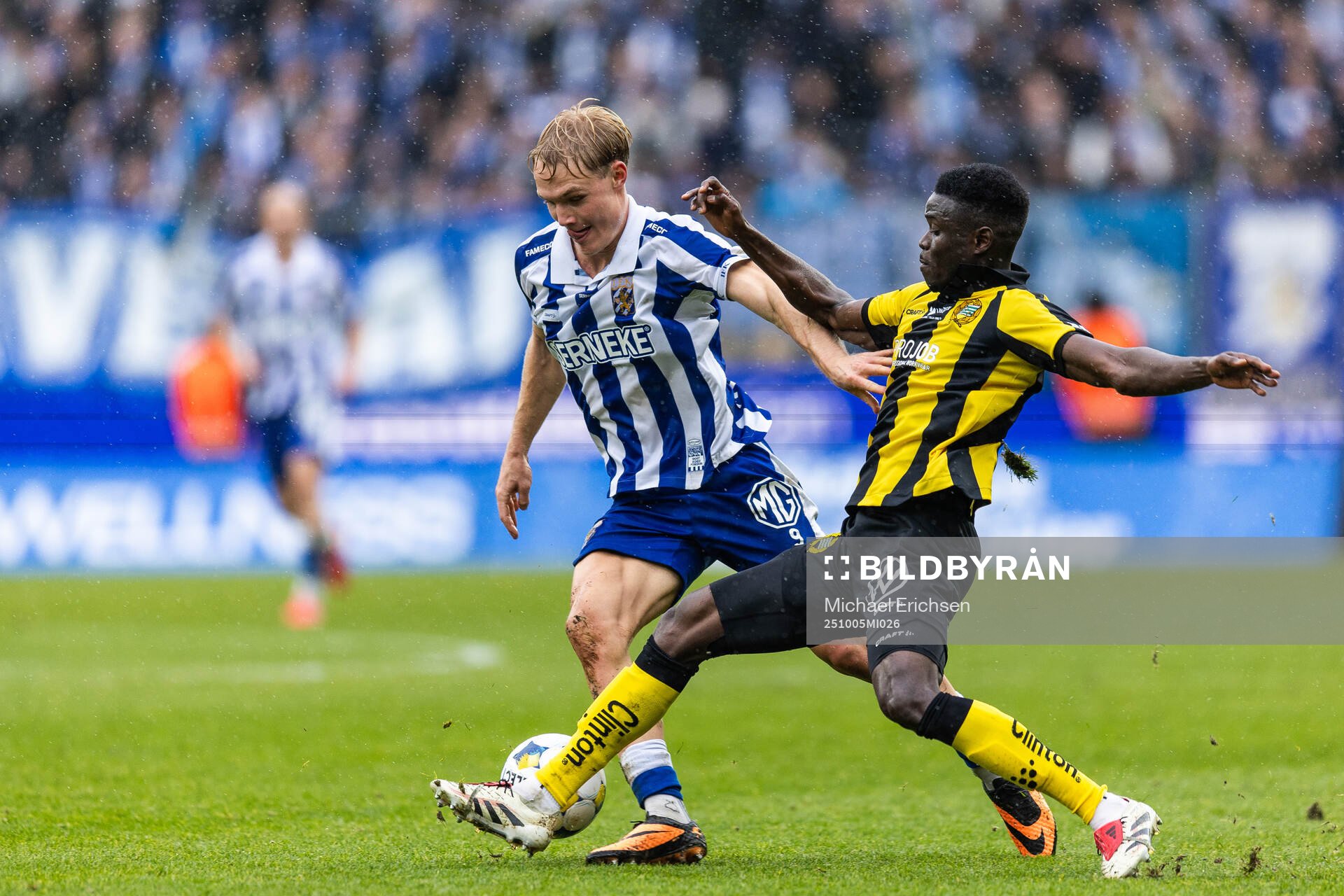 IFK Göteborgs Max Fenger och Hammarbys Ibrahima Breze