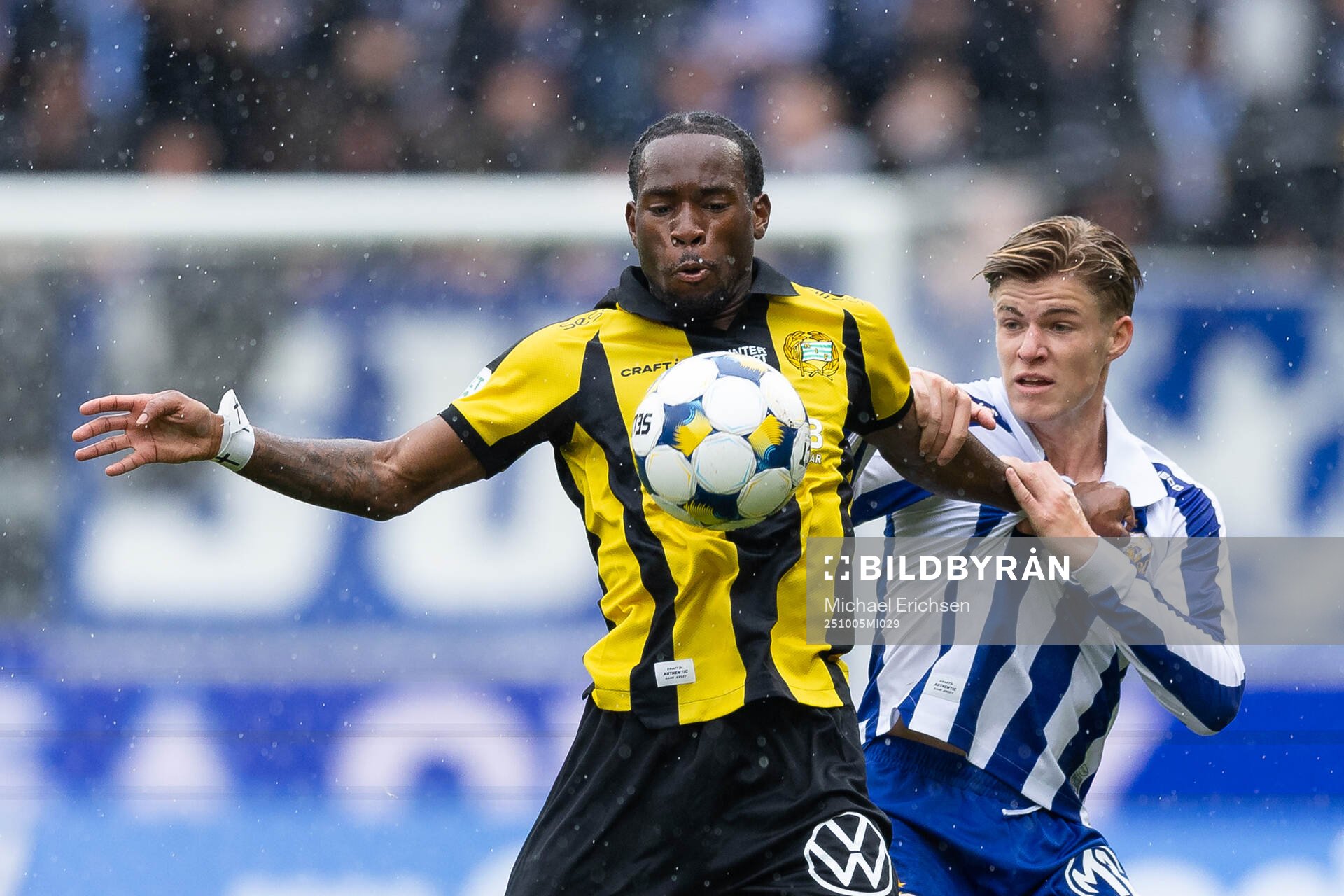 IFK Göteborgs Felix Eriksson och Hammarbys Okeke Obilor