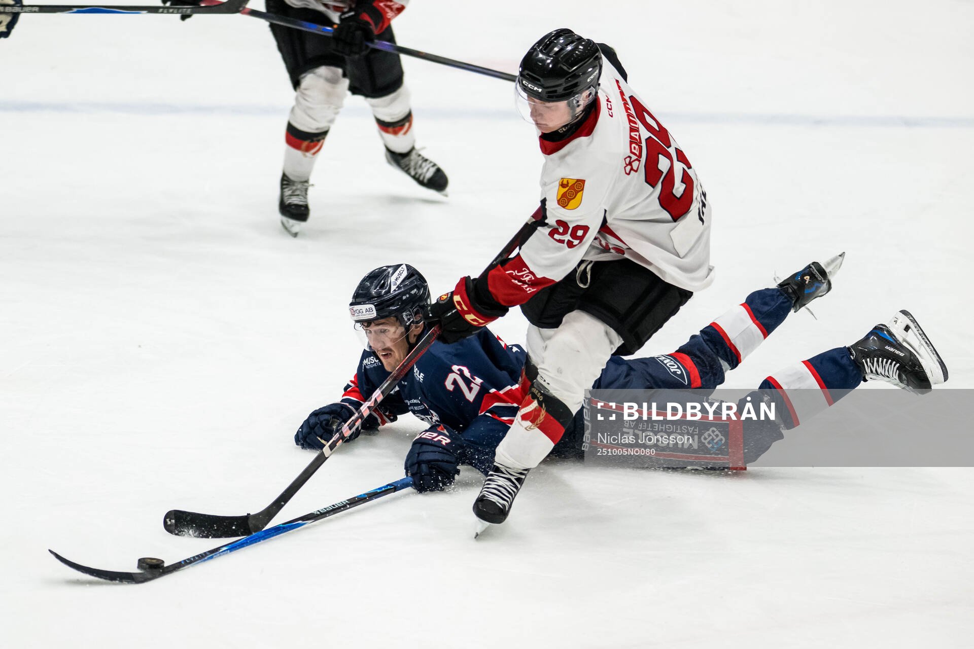 Halmstads Victor Gagic och Hanvikens s Adam Falk