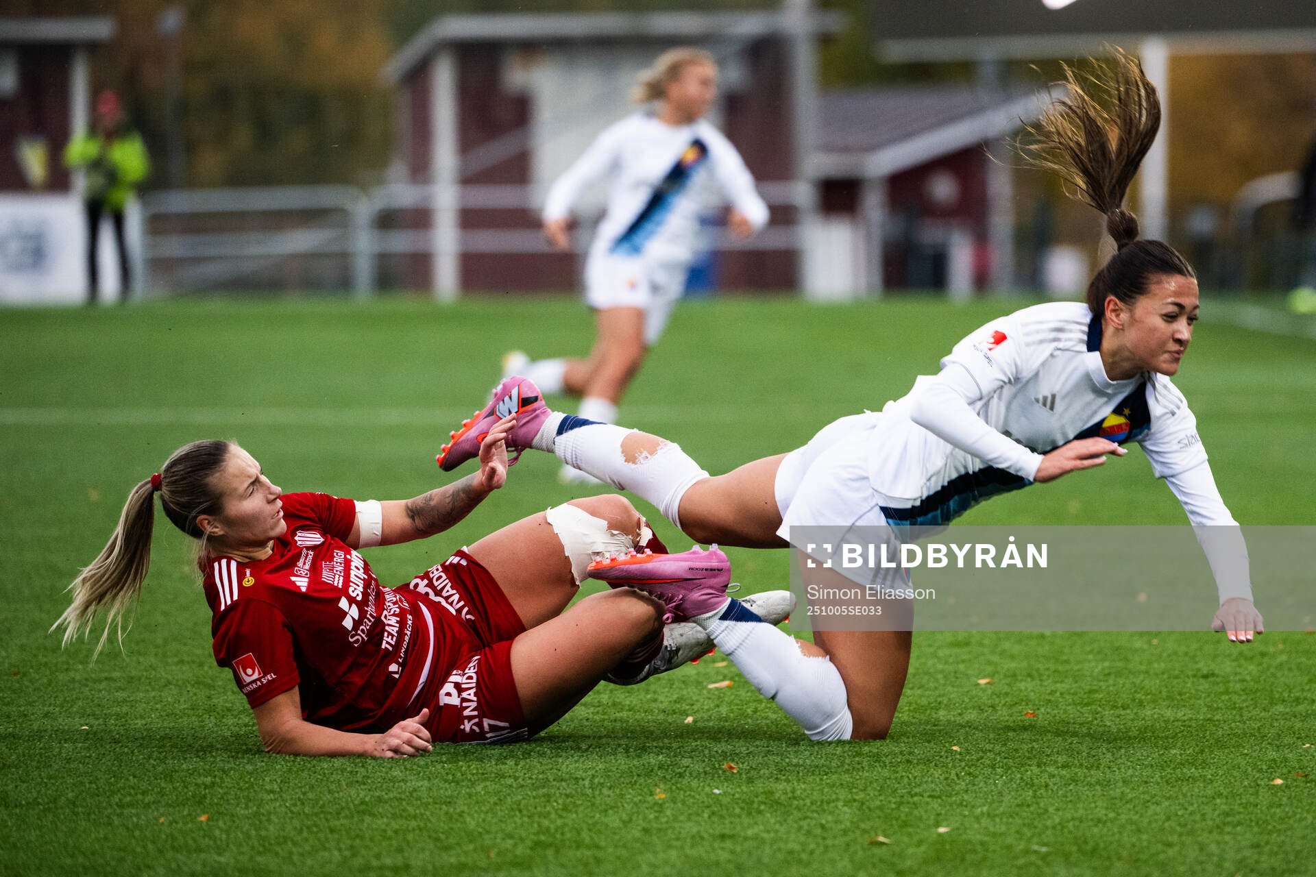 Piteås Selina Henriksson och Djurgårdens Casey Yujin Phair
