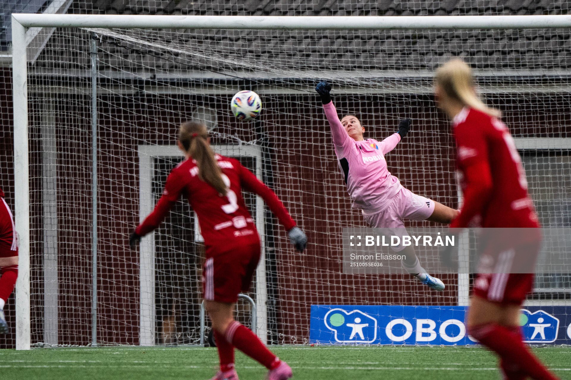 Djurgårdens målvakt Anna Aurora Koivunen