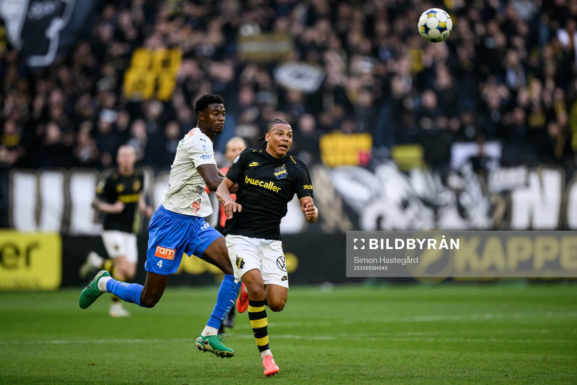 Värnamos Rufai Mohammed och AIKs Kevin Filling