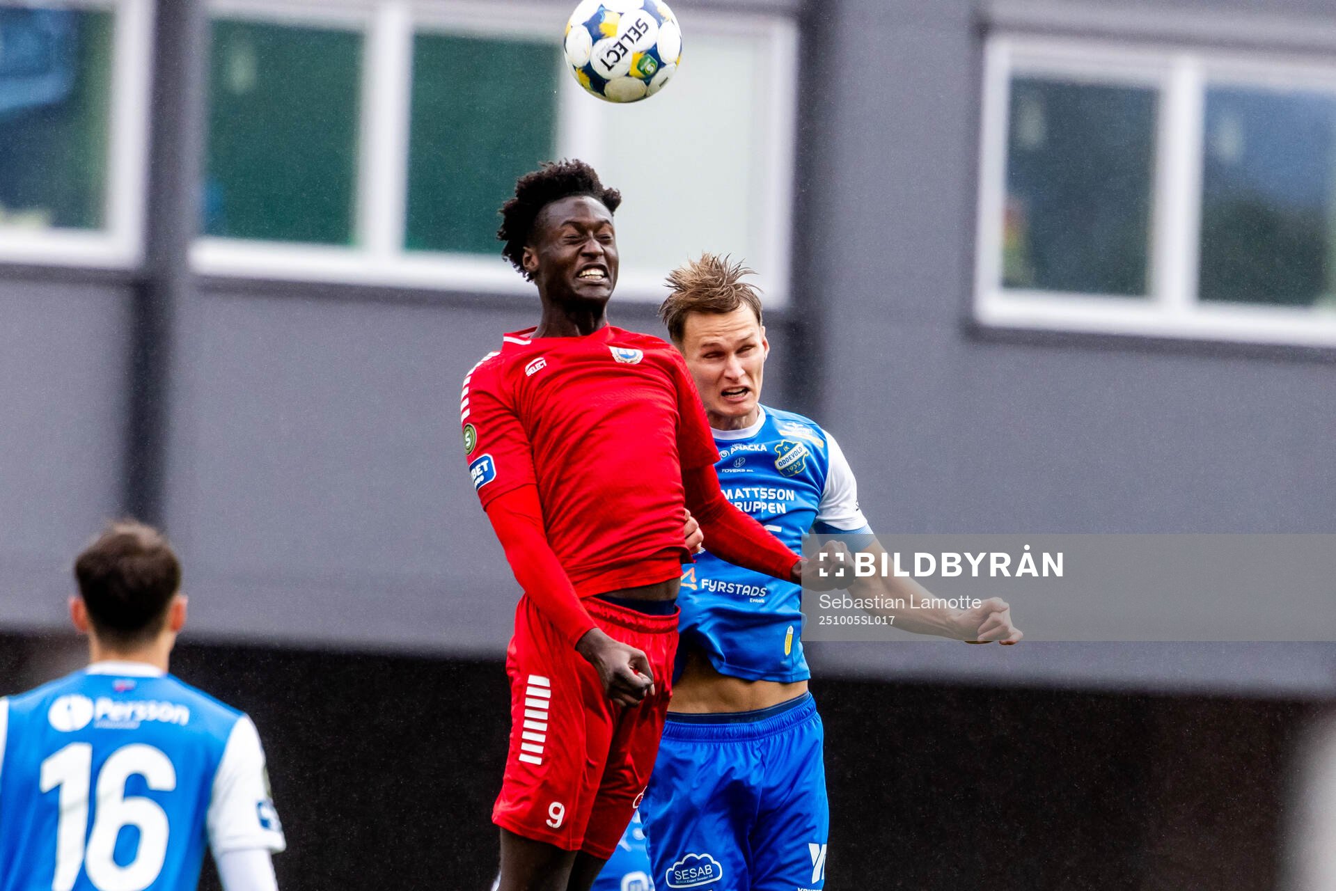 Utsiktens Mass Modou Sise och Oddevolds Alexander Almqvist