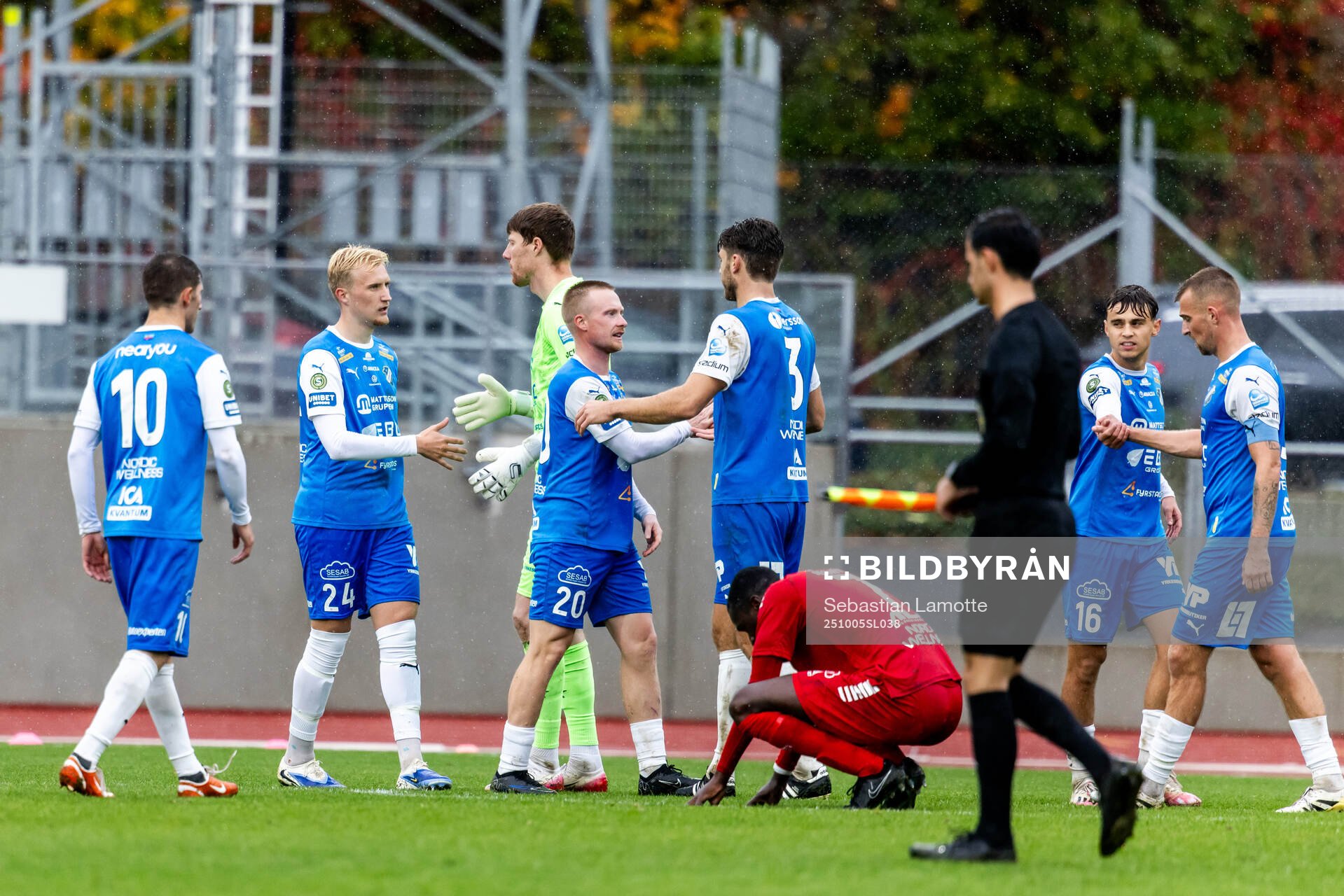 Oddevolds spelare jublar