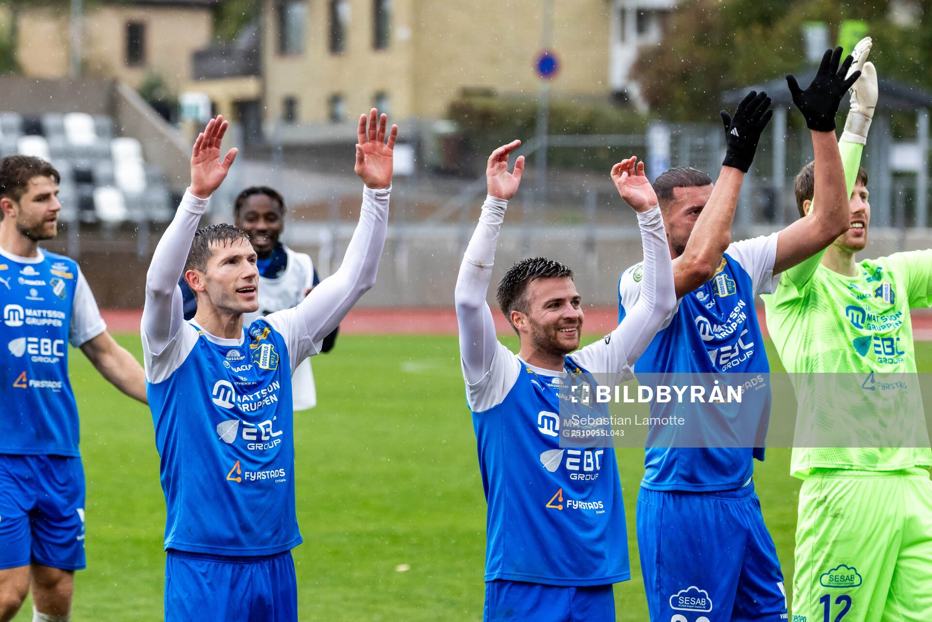 Oddevolds spelare jublar