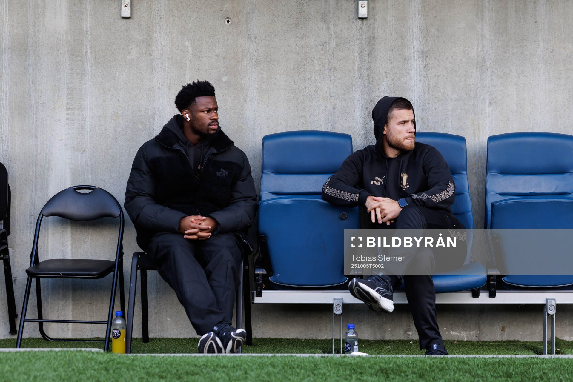 Malmö FFs  Emmanuel Ekong och Gabriel Busanello