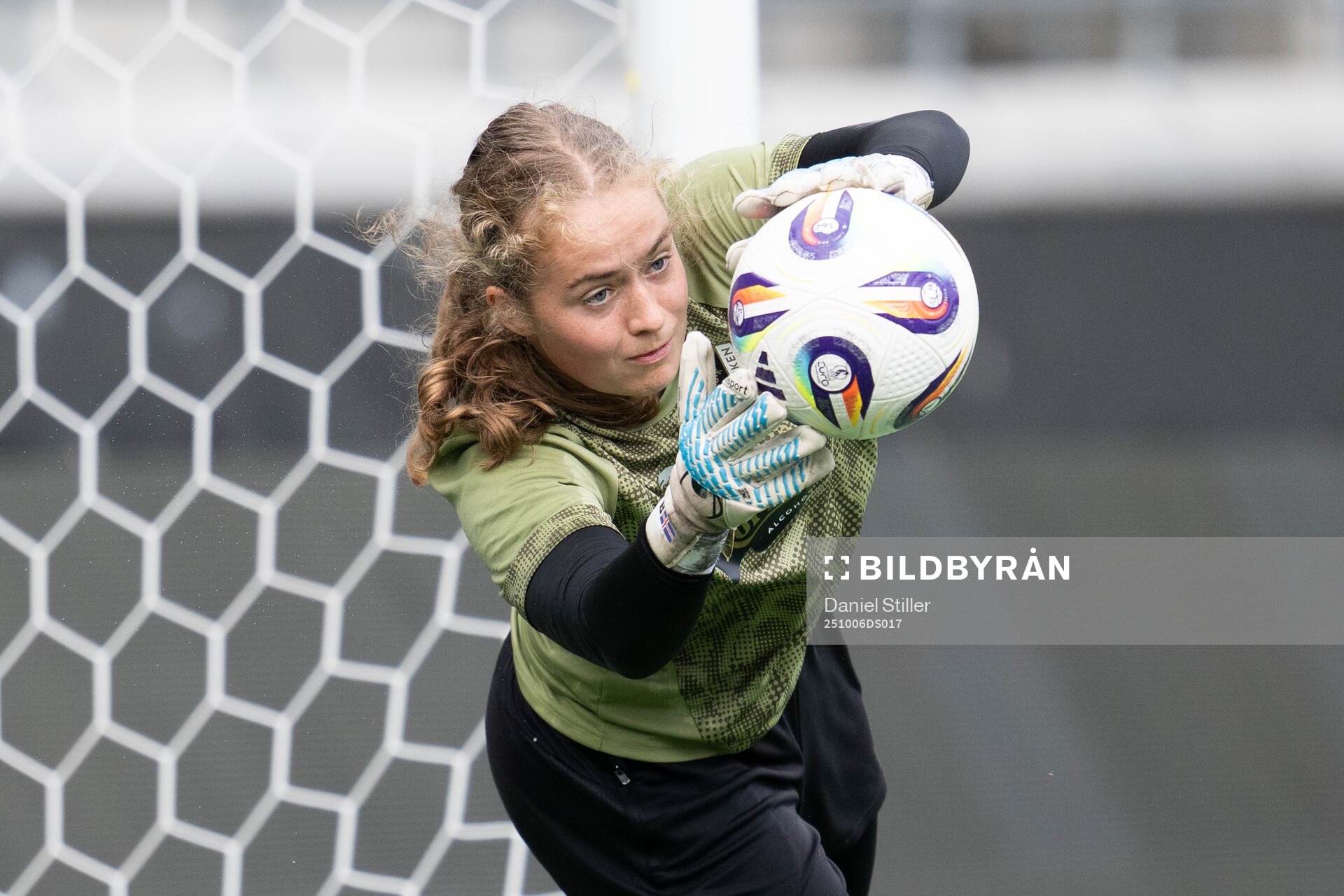 Goalkeeper Fanney Birkisdottir of Häcken