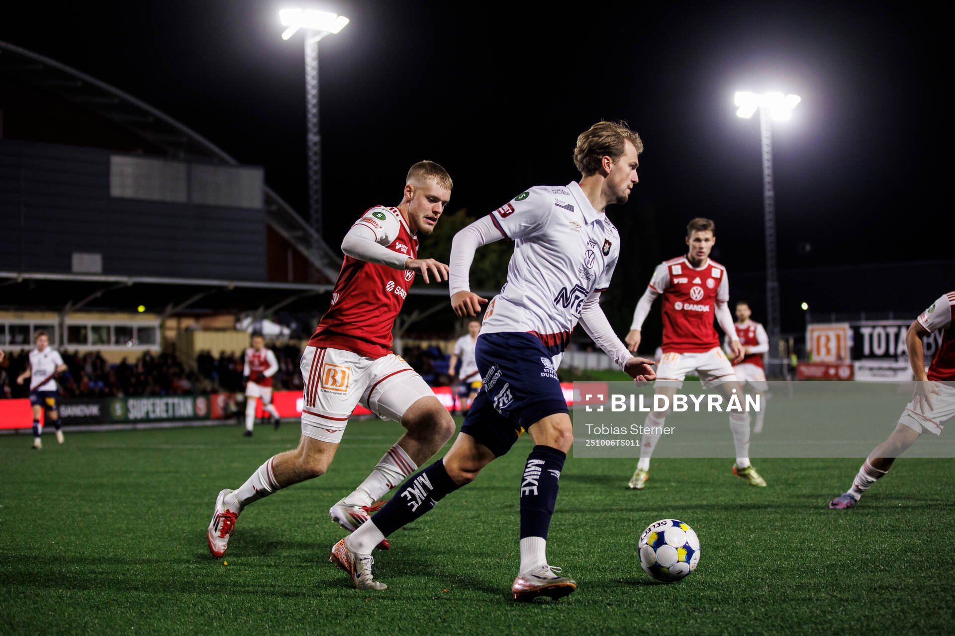Sandvikens IFs Viggo van der Laan och Örgrytes William