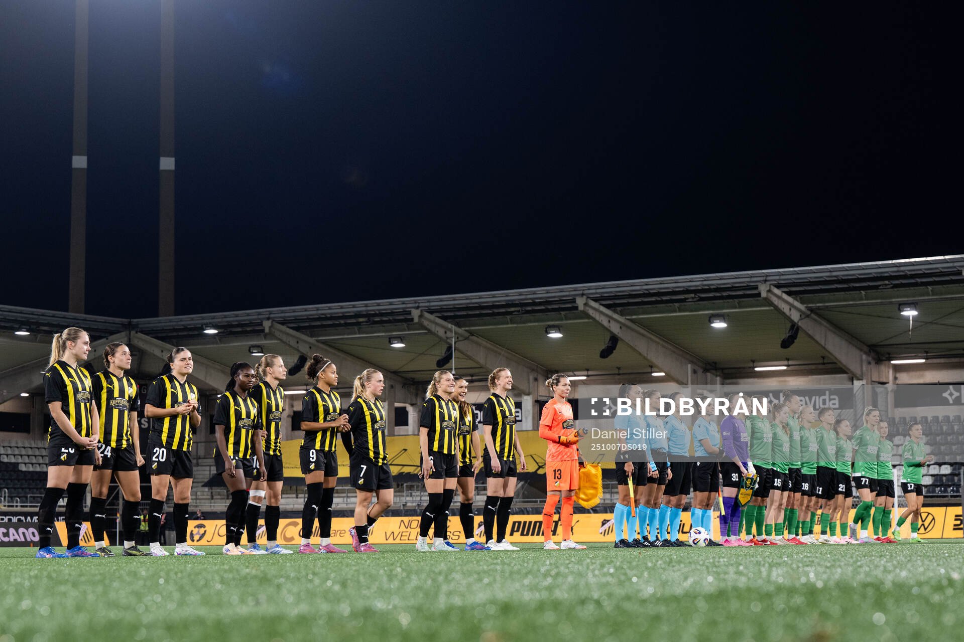 Players of Häcken and of Katowice