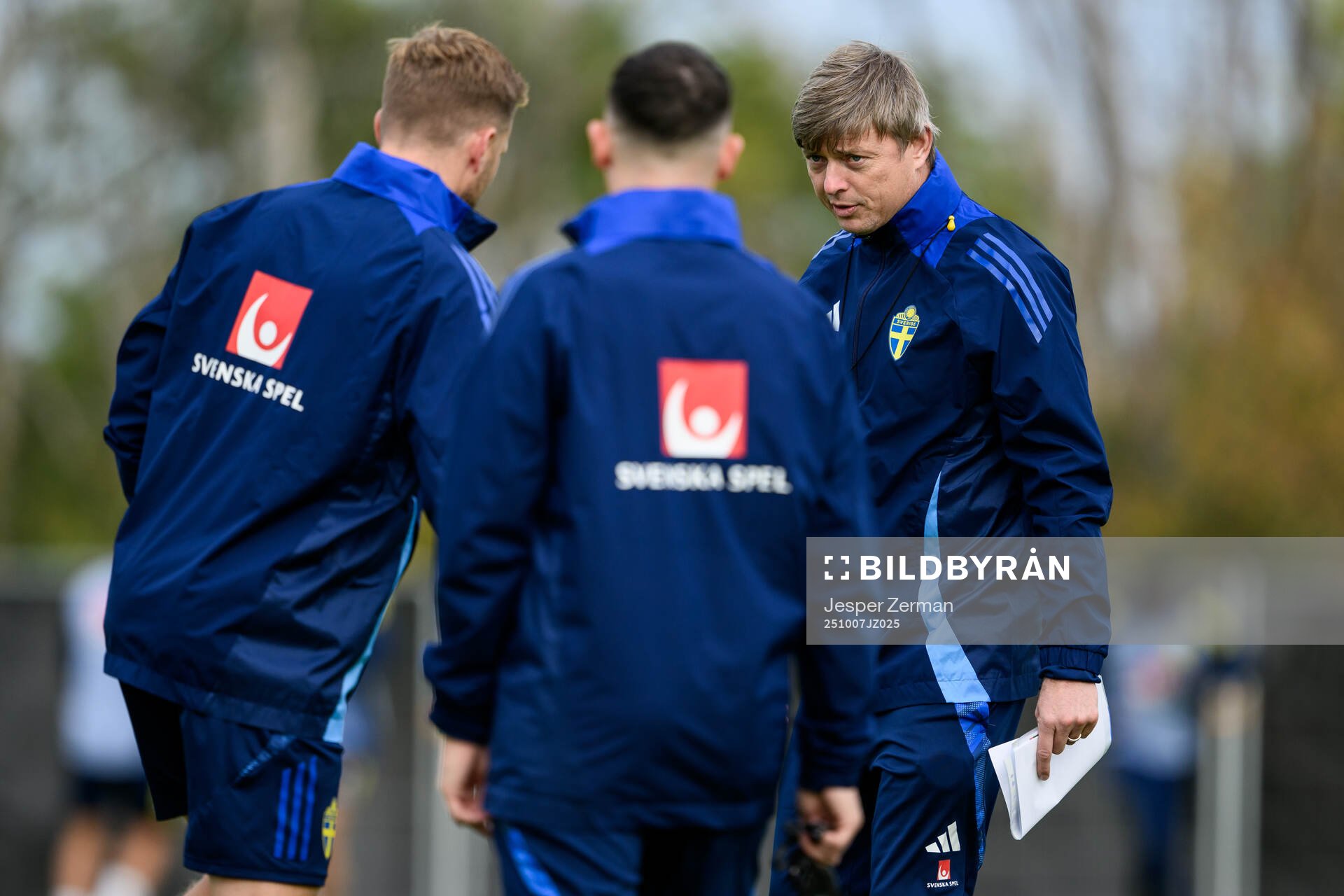 Head coach Jon Dahl Tomasson of the Swedish men's national