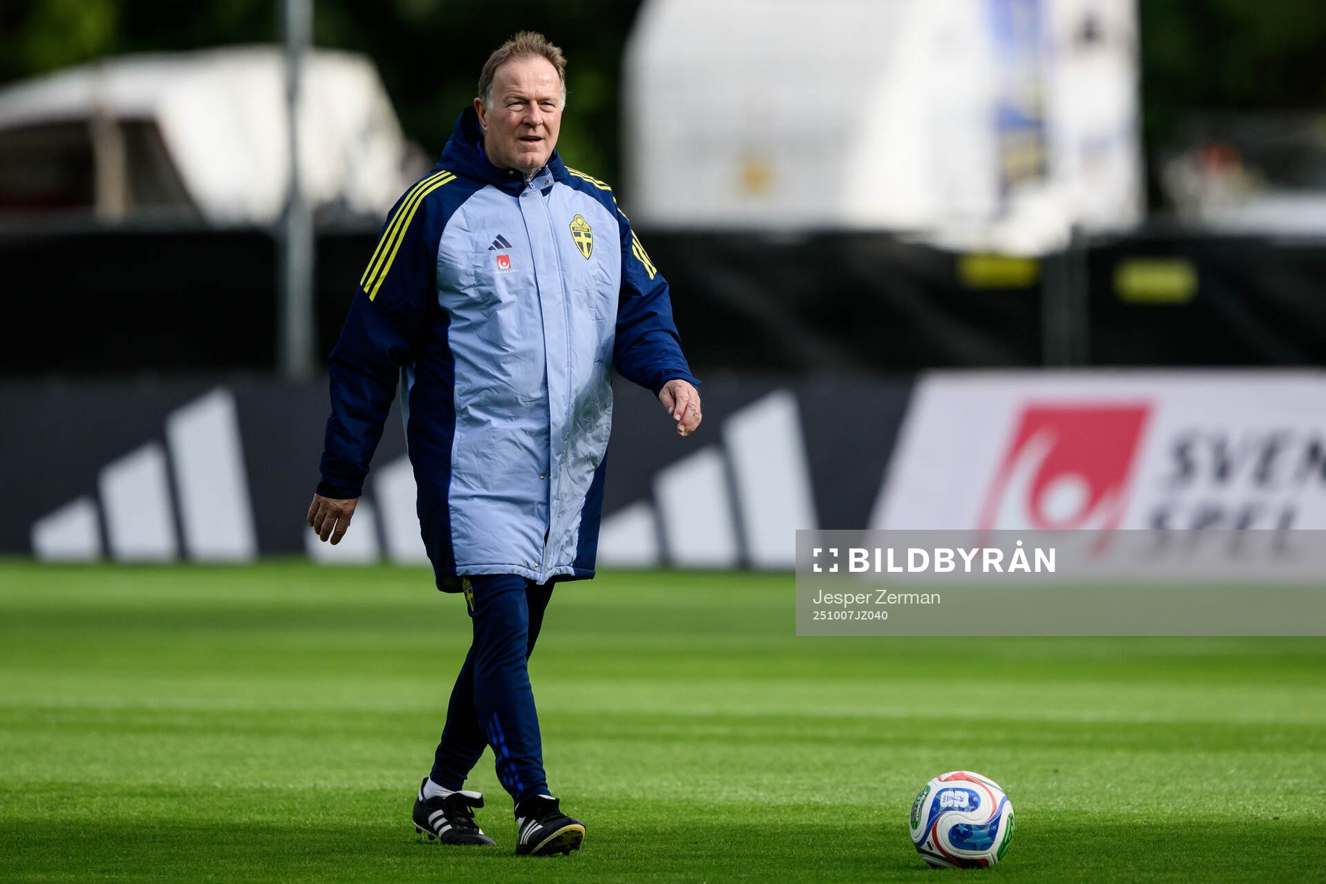 Assistant coach Remy Reijnierse of the Swedish men's