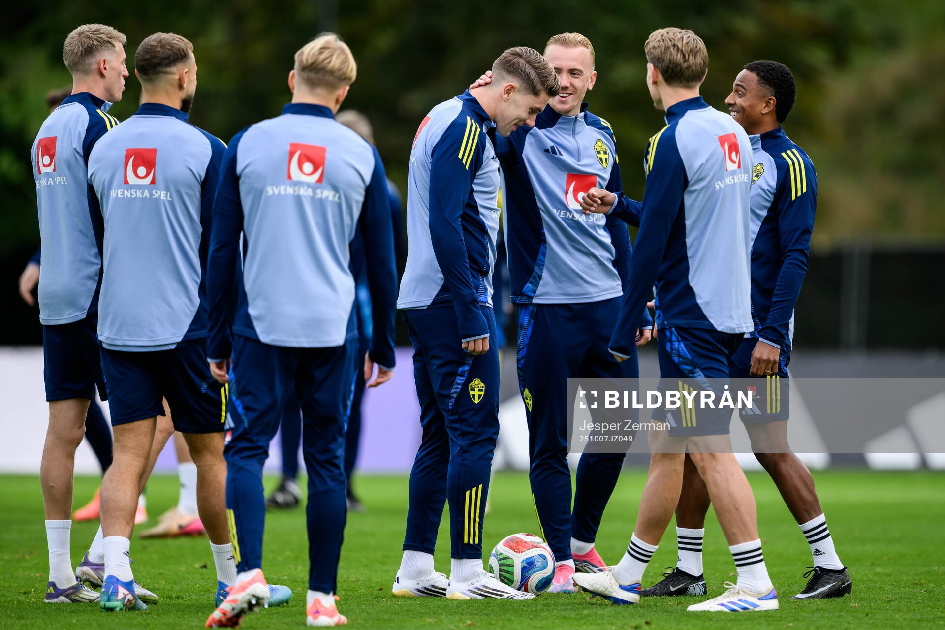 Viktor Gyökeres, Isac Lidberg and Niclas Eliasson of the