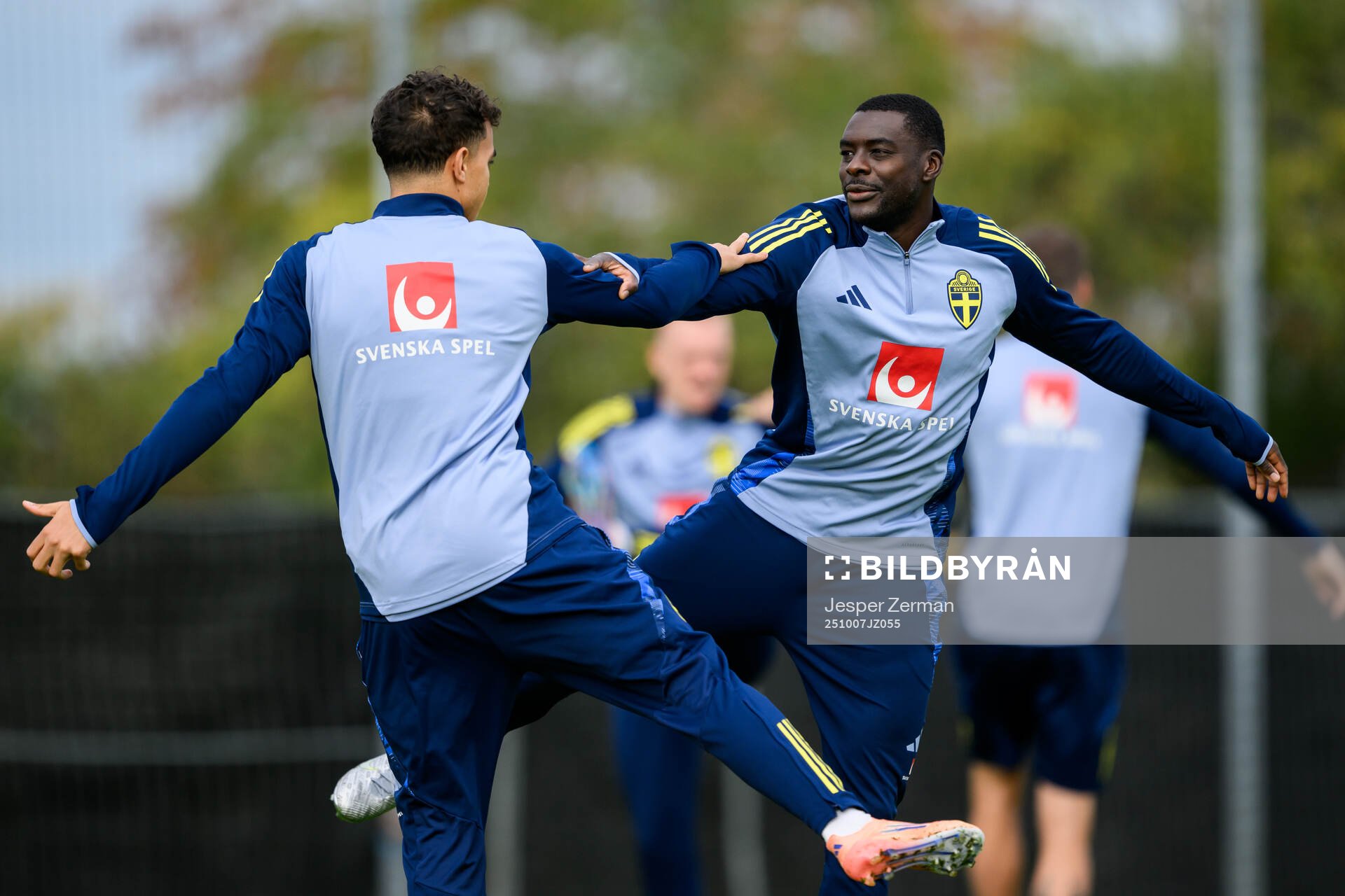 Yasin Ayari and Ken Sema of the Swedish men's national