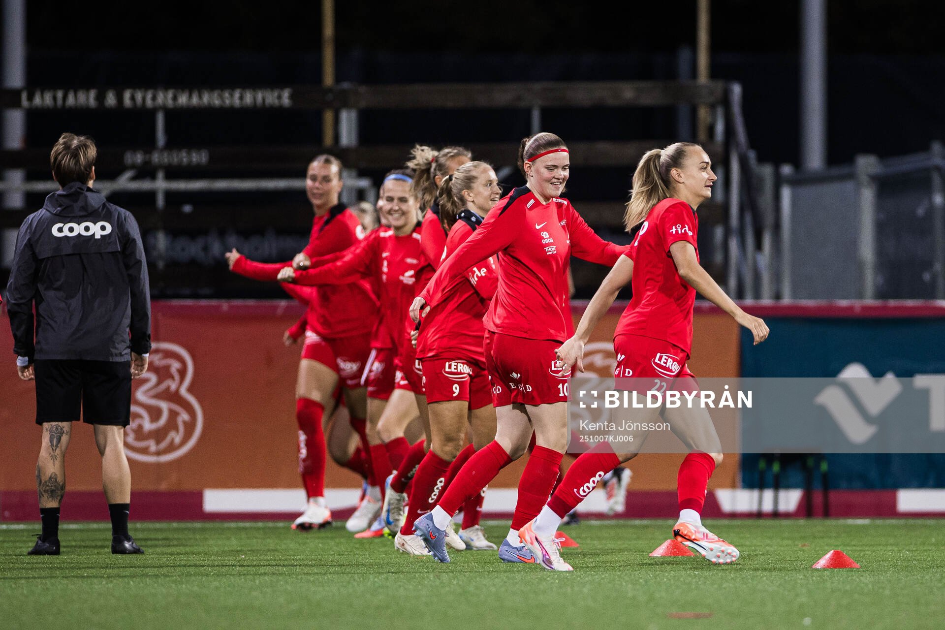 Signe Gaupset and Lauren Davidson of Brann