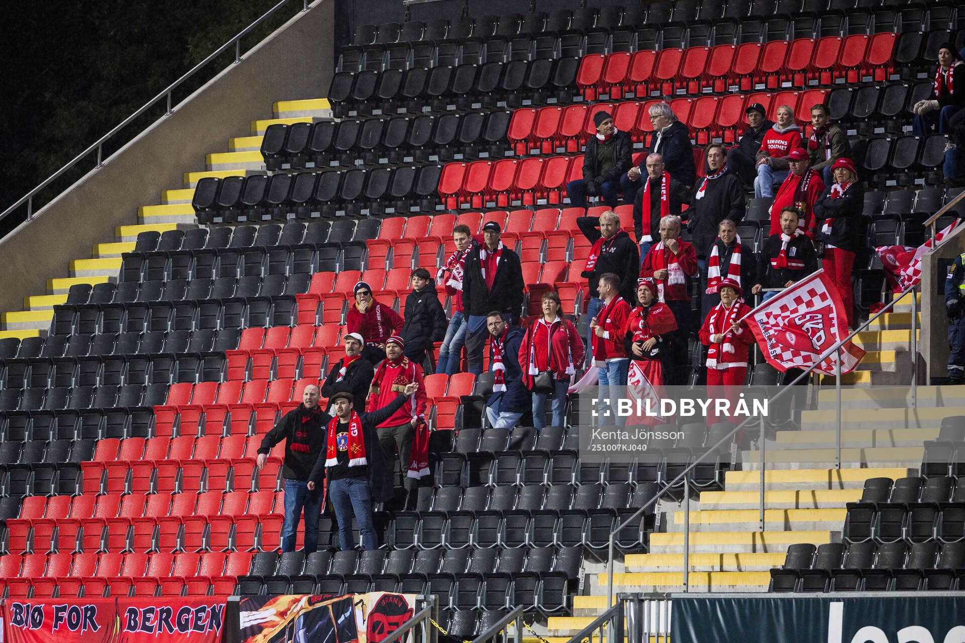 Fans of Brann