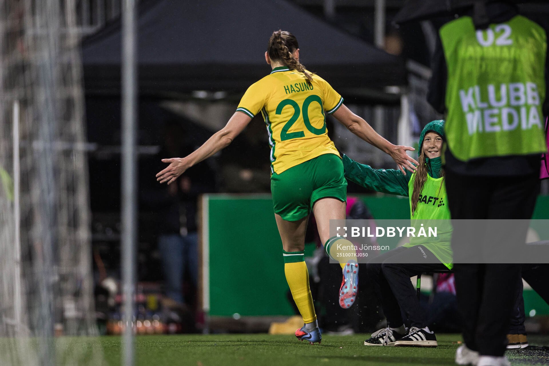 Vilde Hasund of Hammarby celebrates