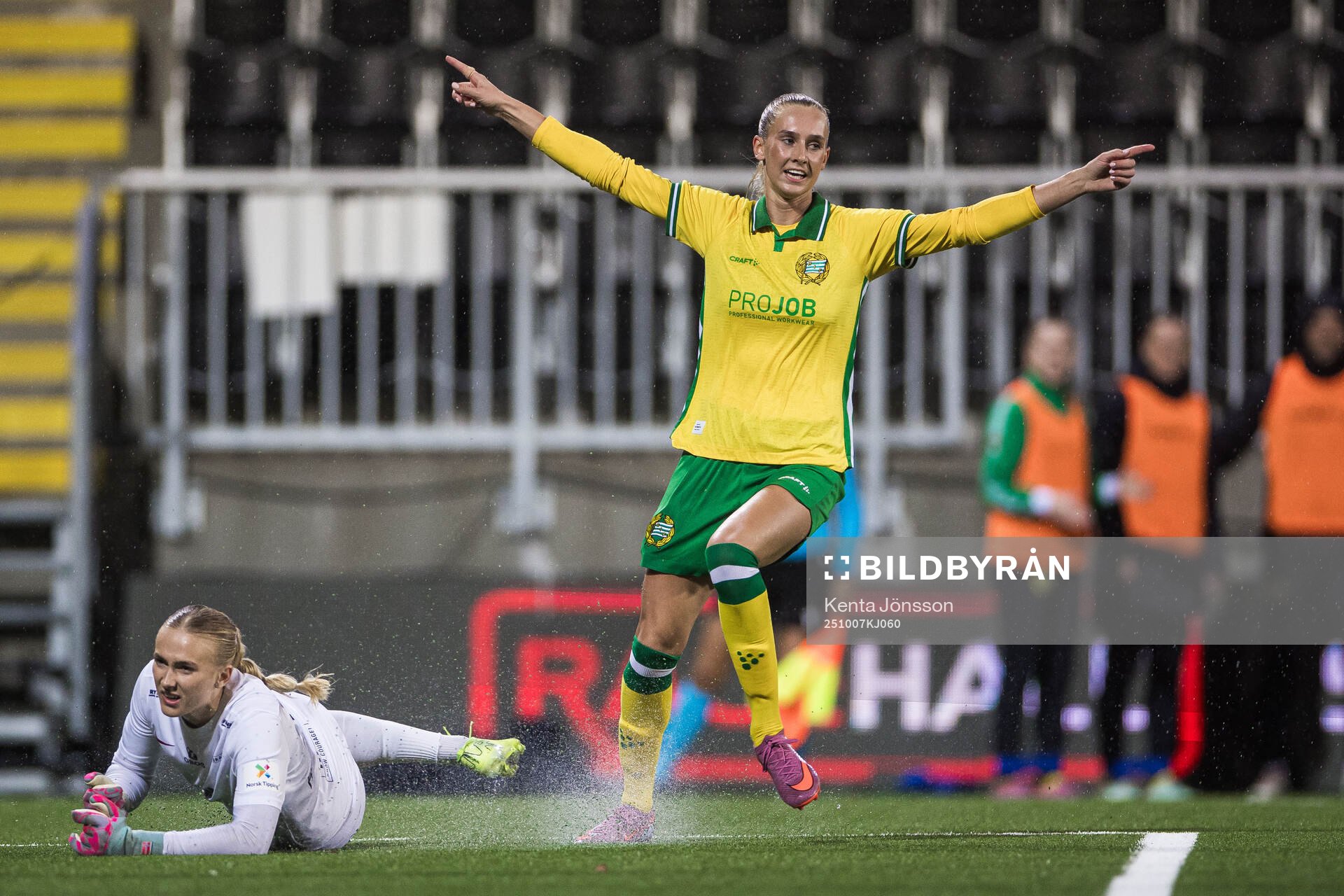Ellen Wangerheim of Hammarby celebrates
