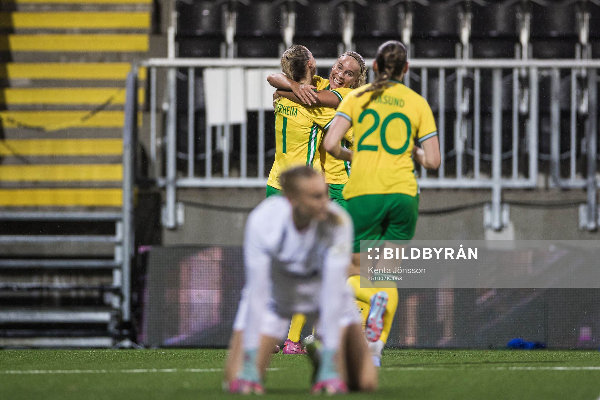 Ellen Wangerheim of Hammarby celebrates with Stina