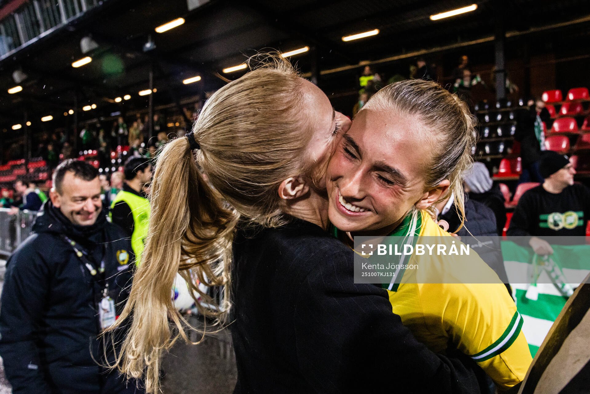 Ellen Wangerheim of Hammarby celebrates dafter uring the