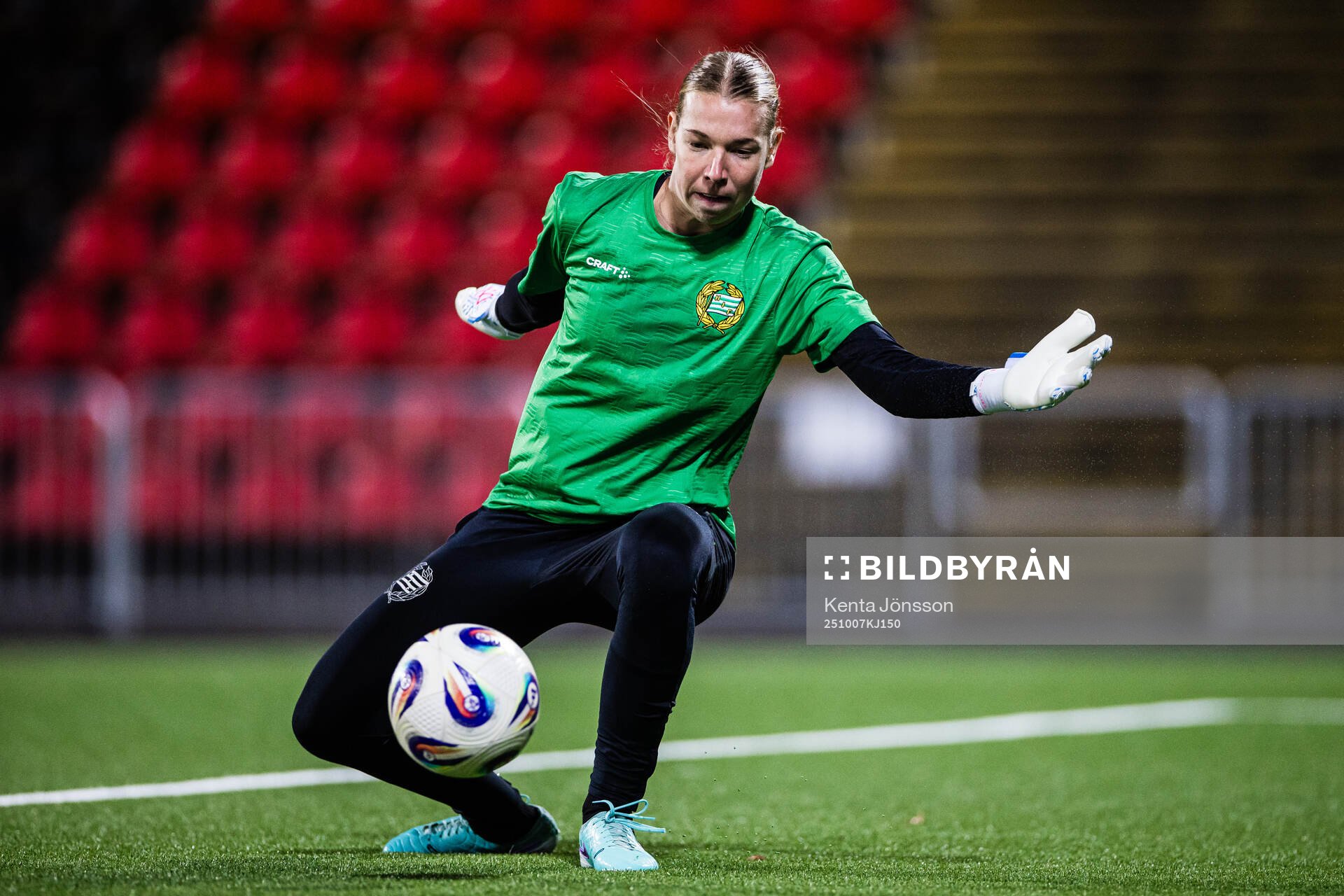 Goalkeeper Melina Loeck of Hammarby