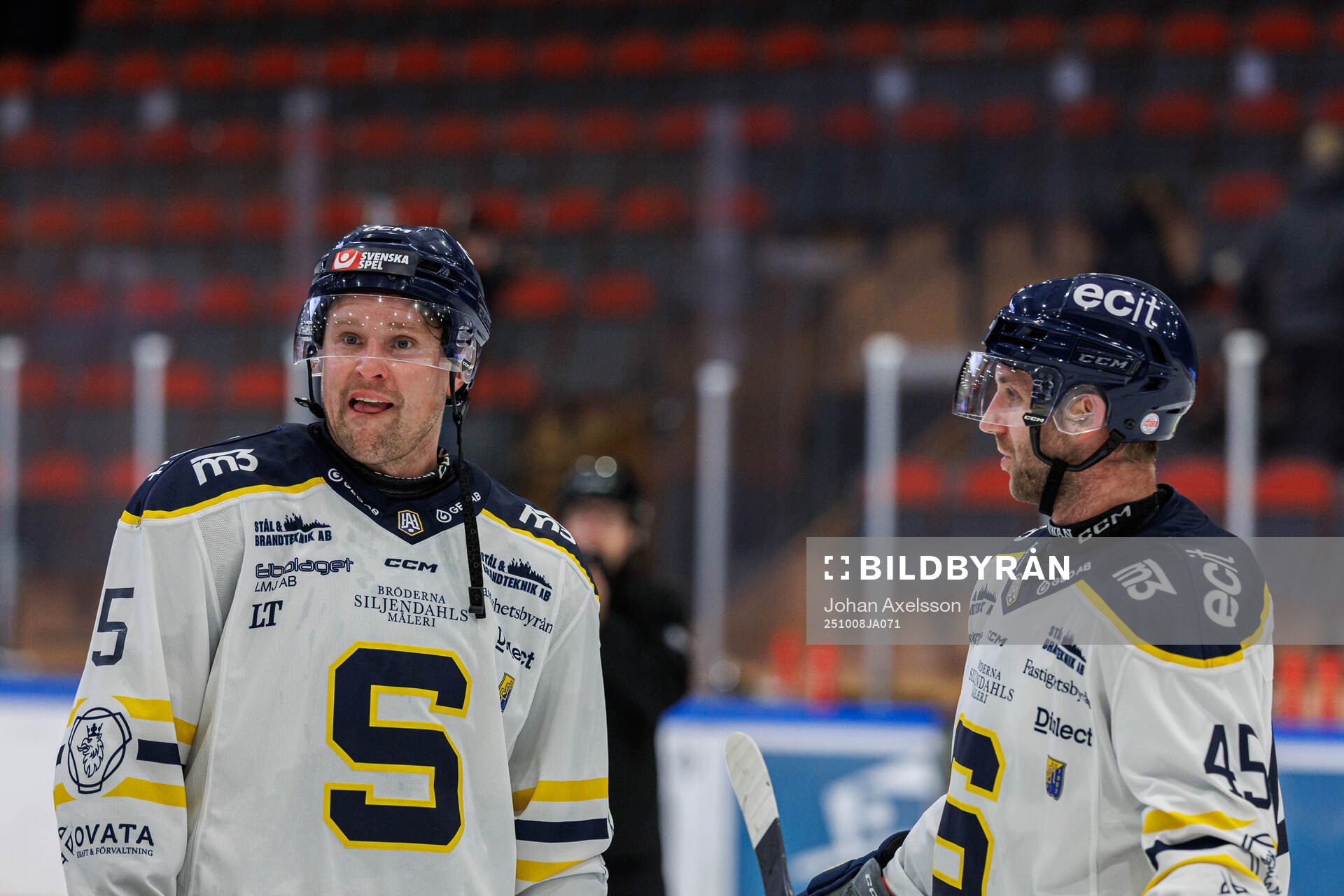 Södertäljes Jonas Ahnelöv och Sebastian Dyk