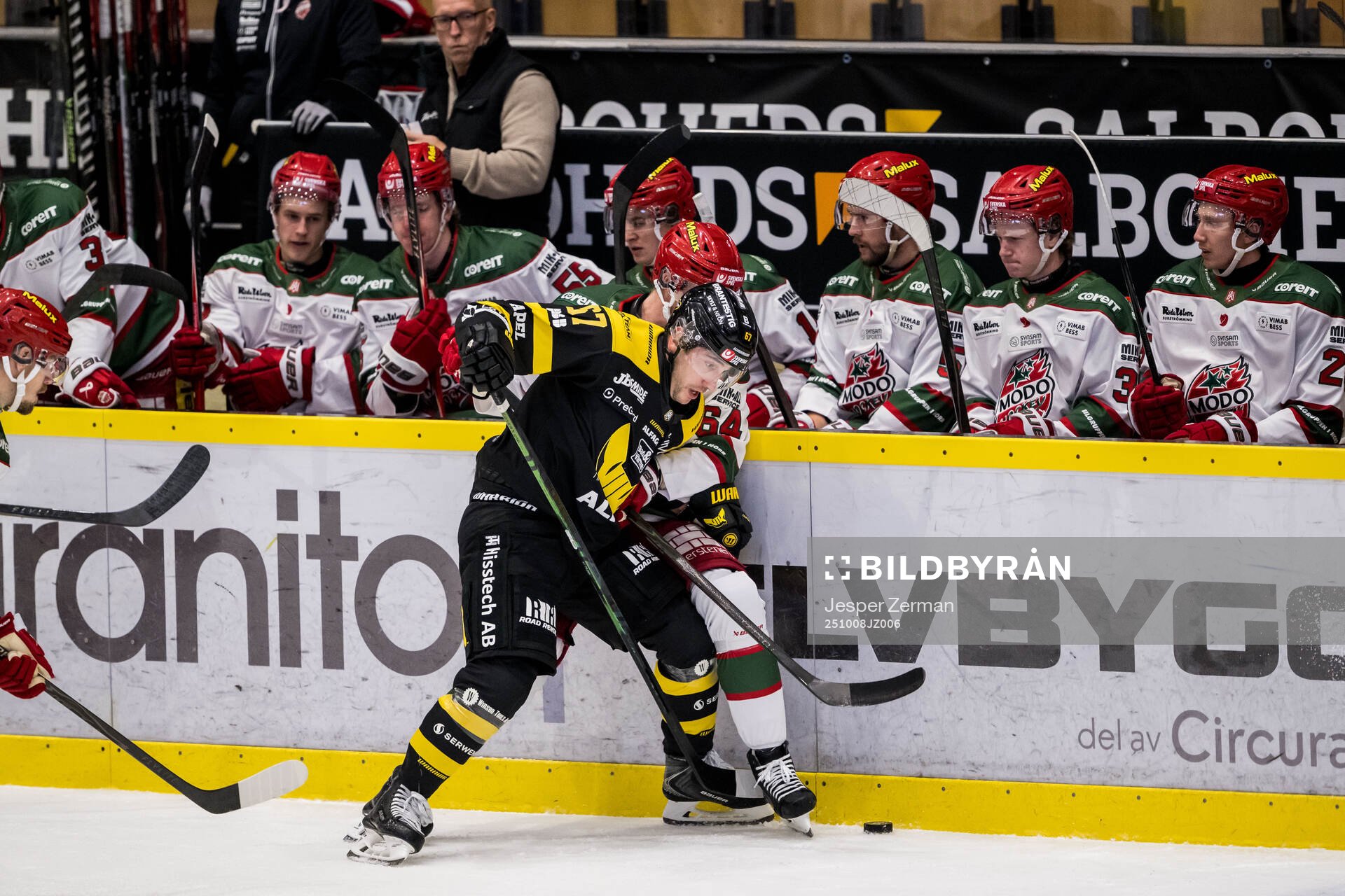 Västerås Konstantin Komarek och Modos Jacob Bengtsson