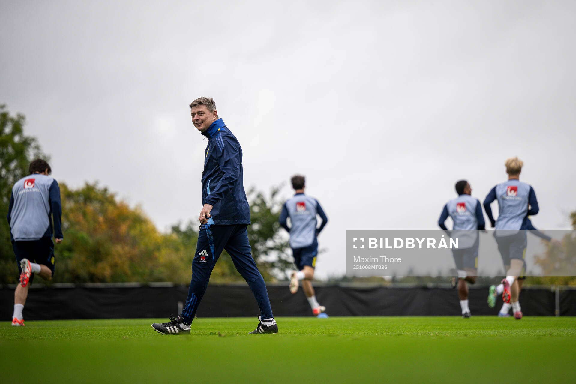 Head coach Jon Dahl Tomasson of the Swedish men's national