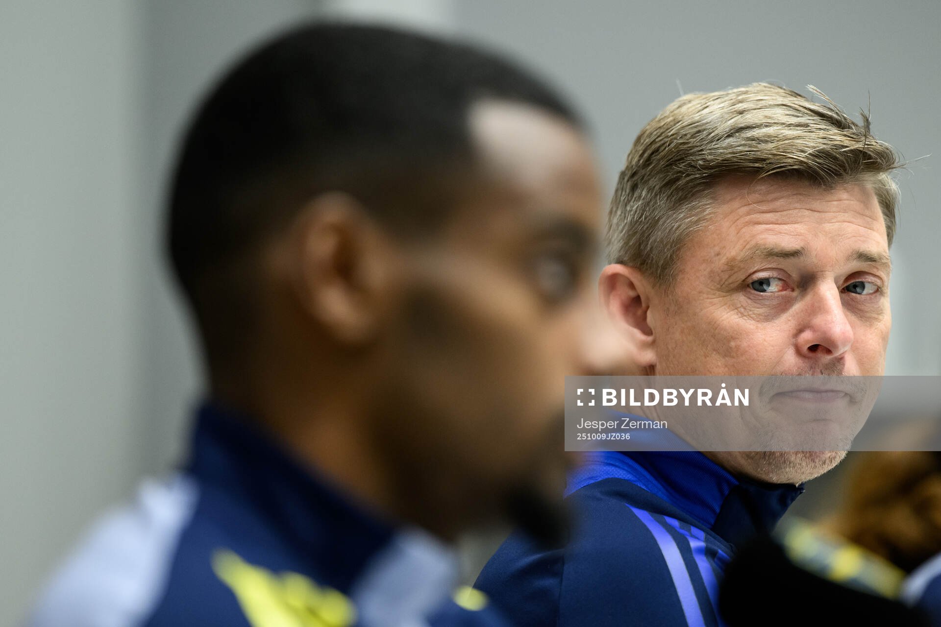 Alexander Isak and Head coach Jon Dahl Tomasson of the