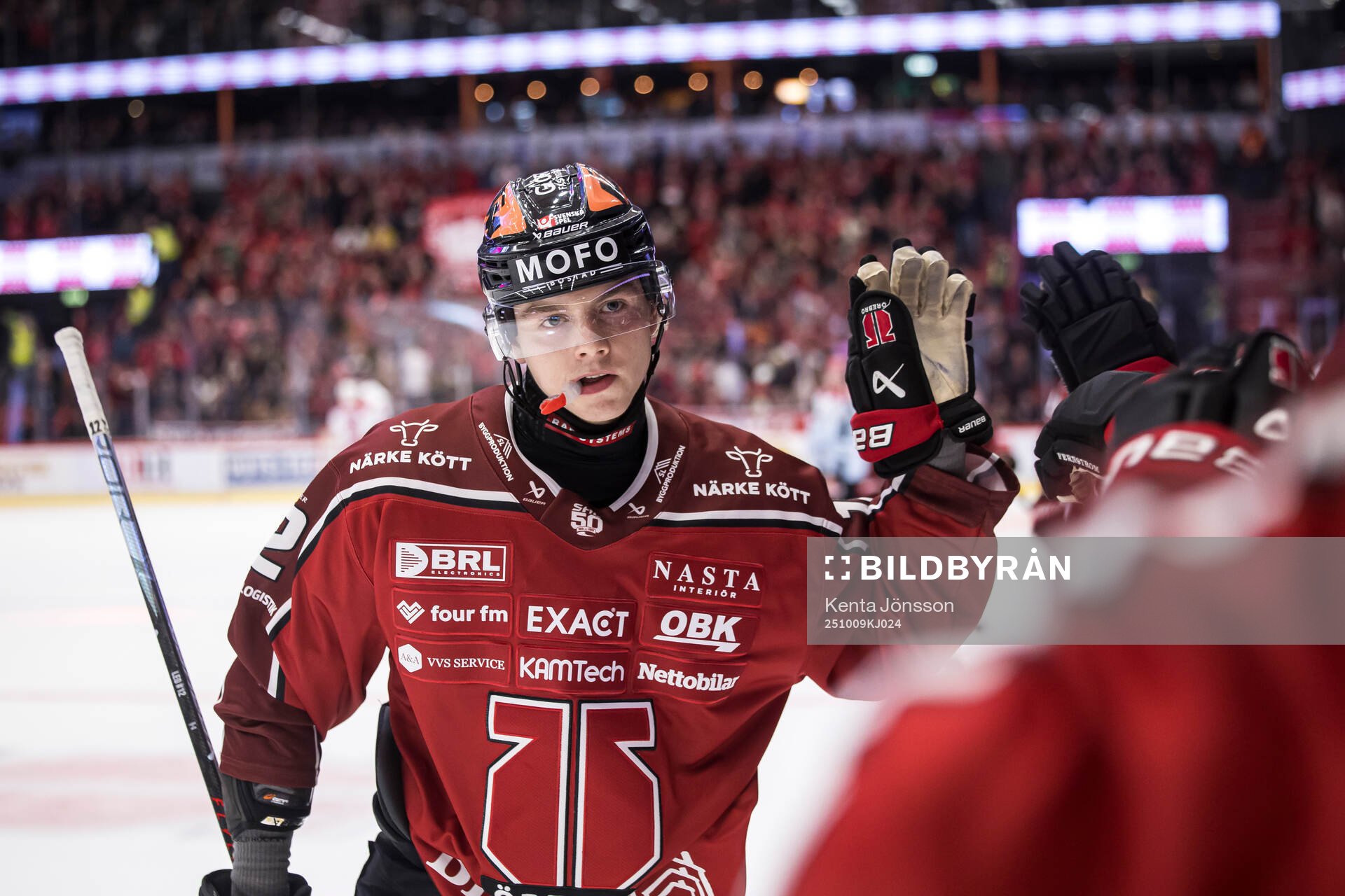 Örebros Noah Steen jublar