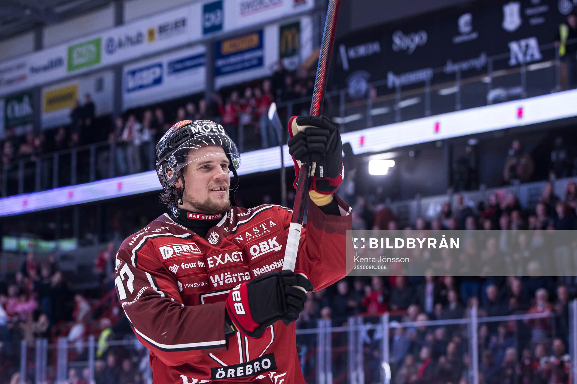 Örebros William Wikman jublar