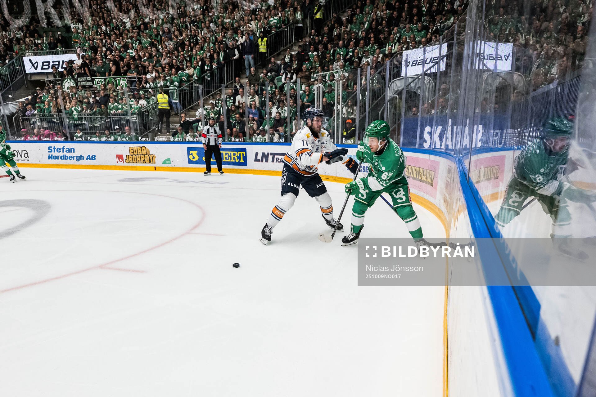 Växjös Brogan Rafferty och Rögles Leon Bristedt