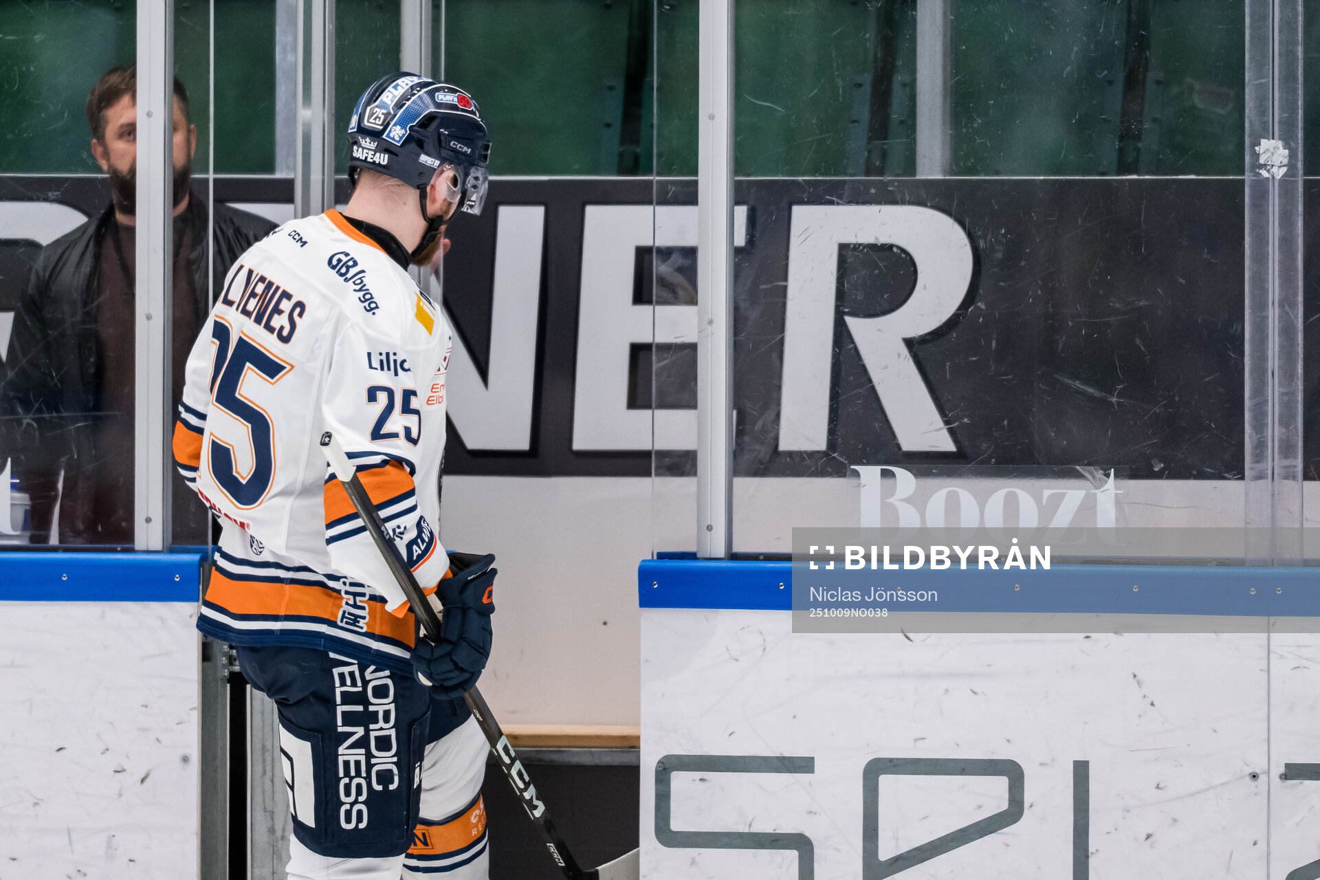 Växjös Lucas Elvenes blir utvisad
