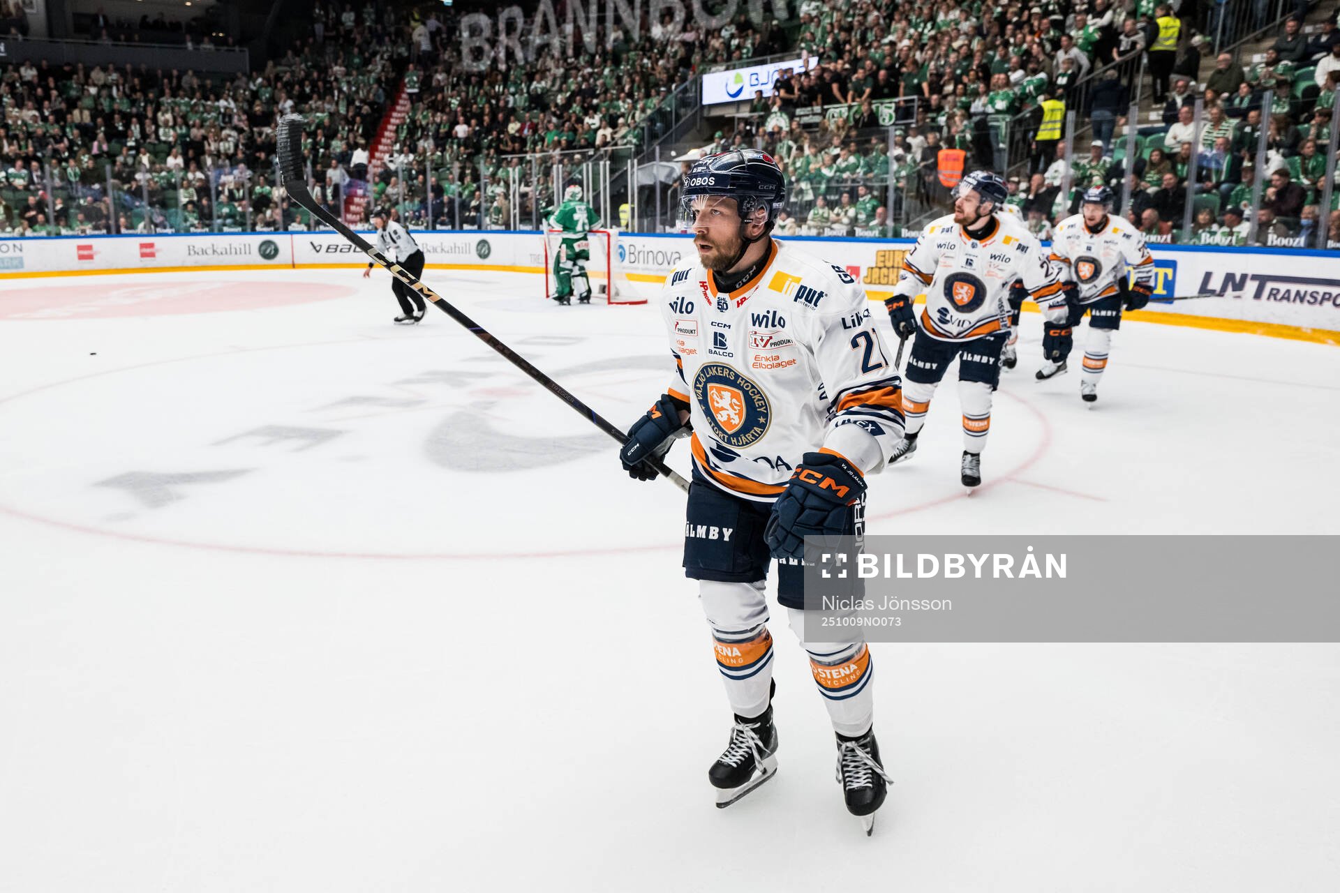 Växjös Brian Cooper jublar