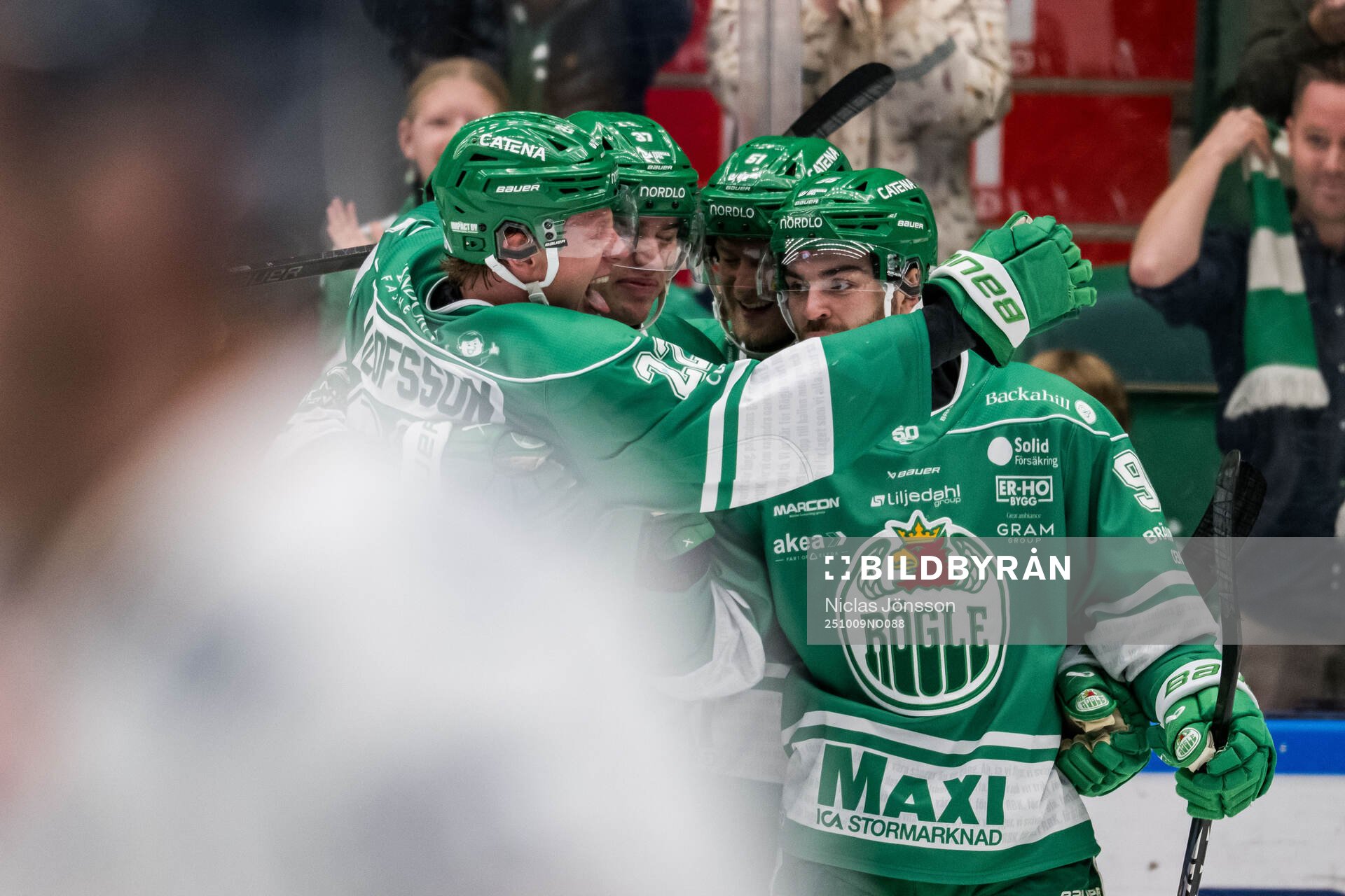 Rögles Fredrik Olofsson, Albin Sundsvik jublar