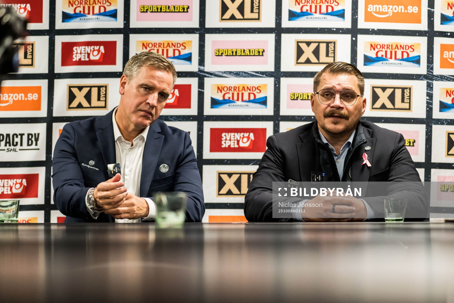 Rögles tränare Dan Tangnes och Växjös tränare Björn