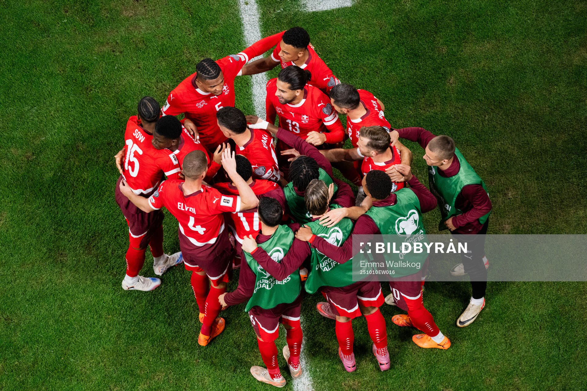 Granit Xhaka of Switzerland celebrate with team mates
