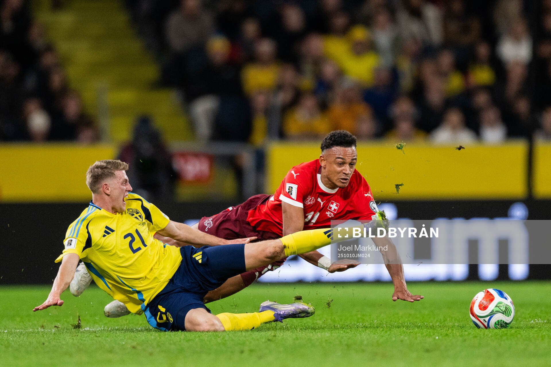 Alexander Bernhardsson of Sweden and Dan Ndoye of