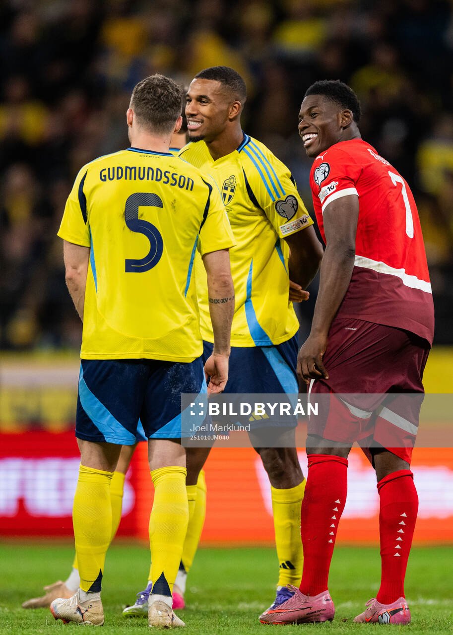 Gabriel Gudmundsson and Isak Hien of Sweden and Breel