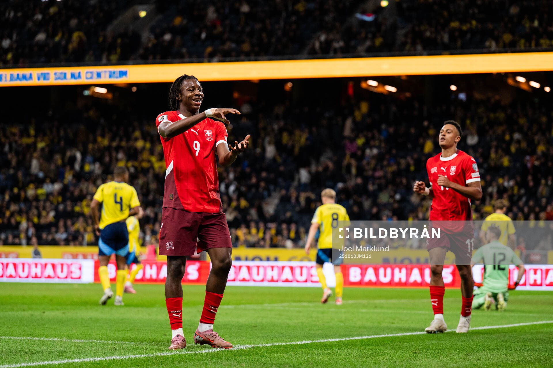 Johan Manzambi of Switzerland celebrating the 0-2 goal