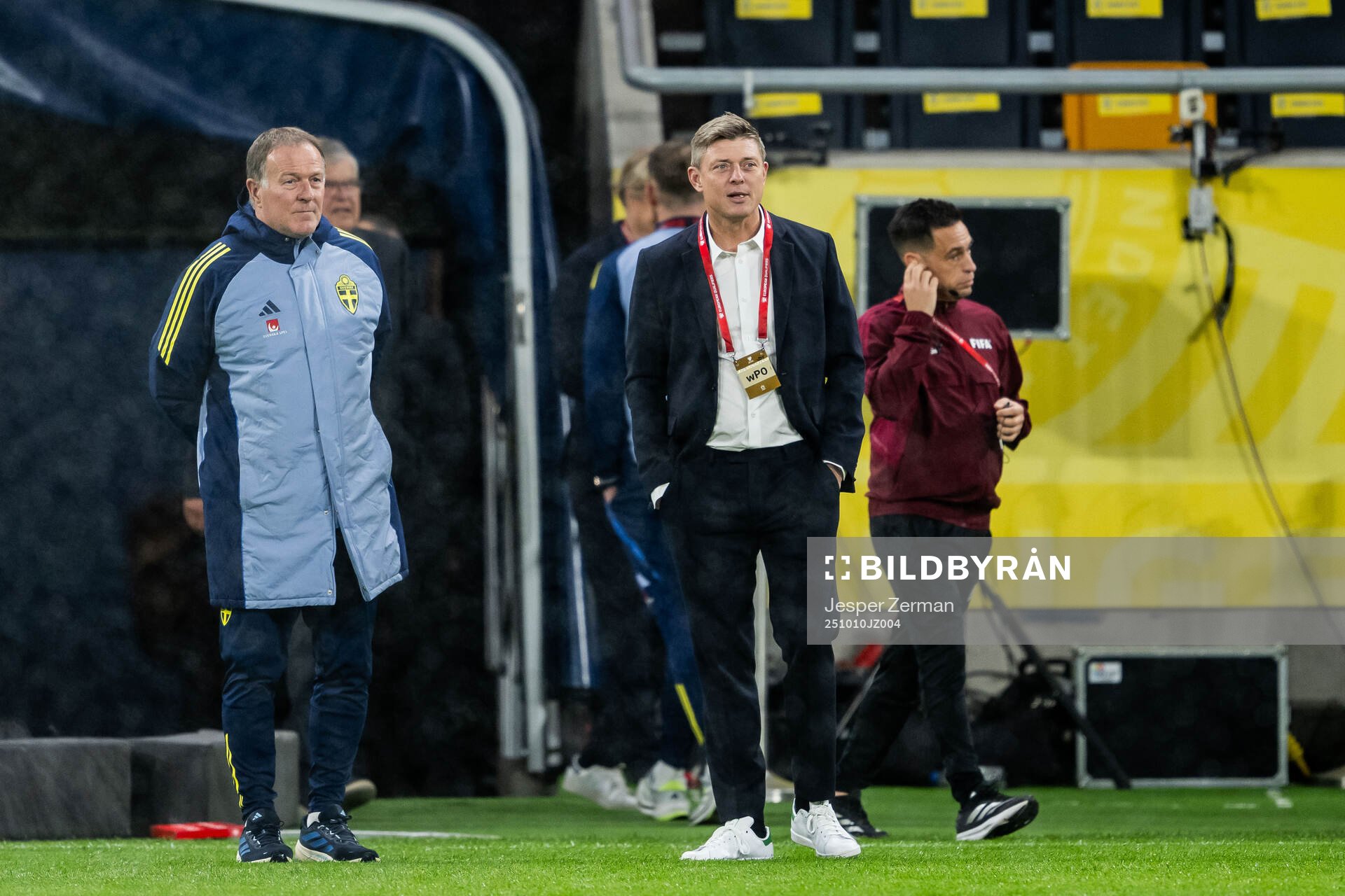 Assistant coach Remy Reijnierse and head coach Jon Dahl