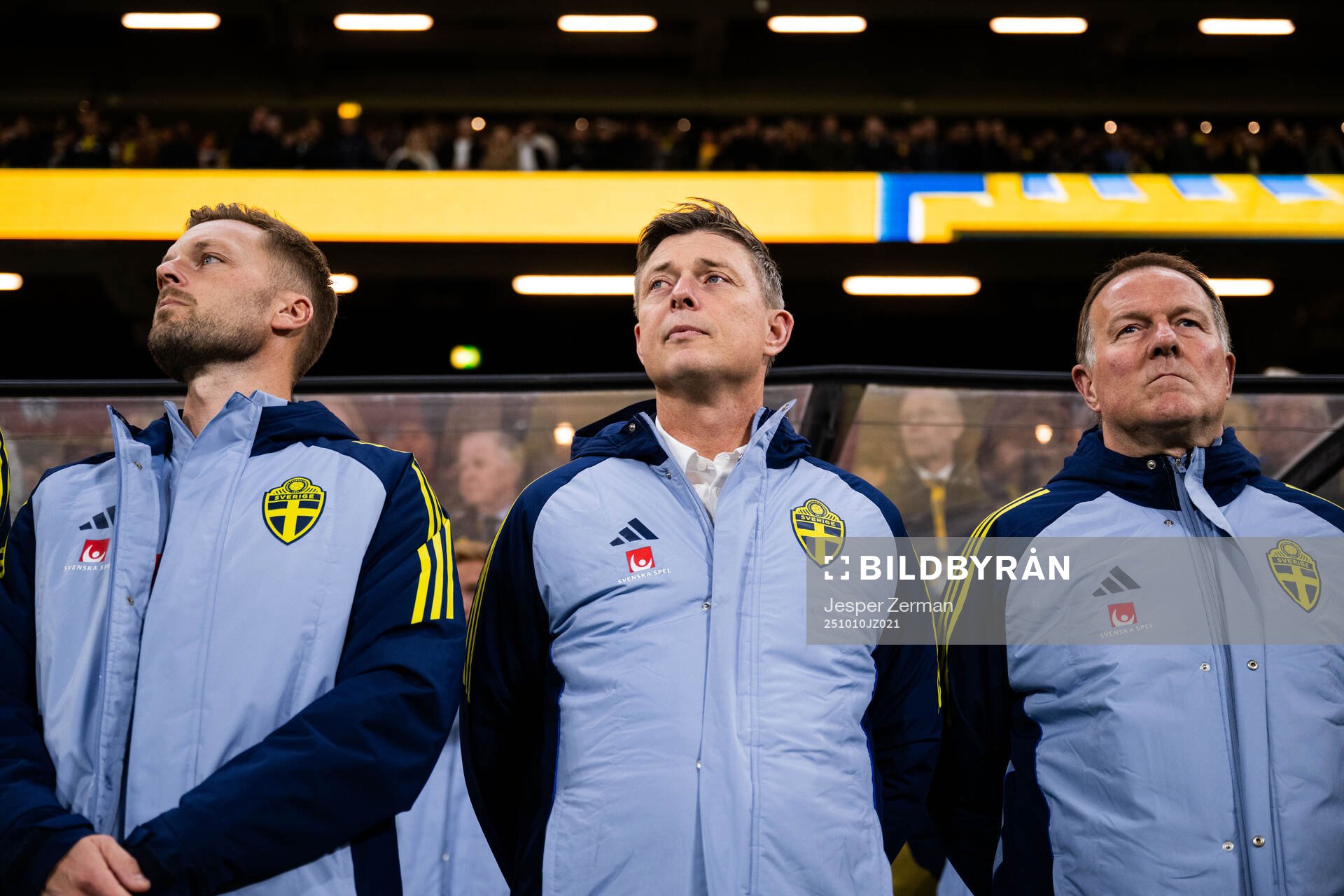 Assistant coach Sebastian Larsson, head coach Jon Dahl