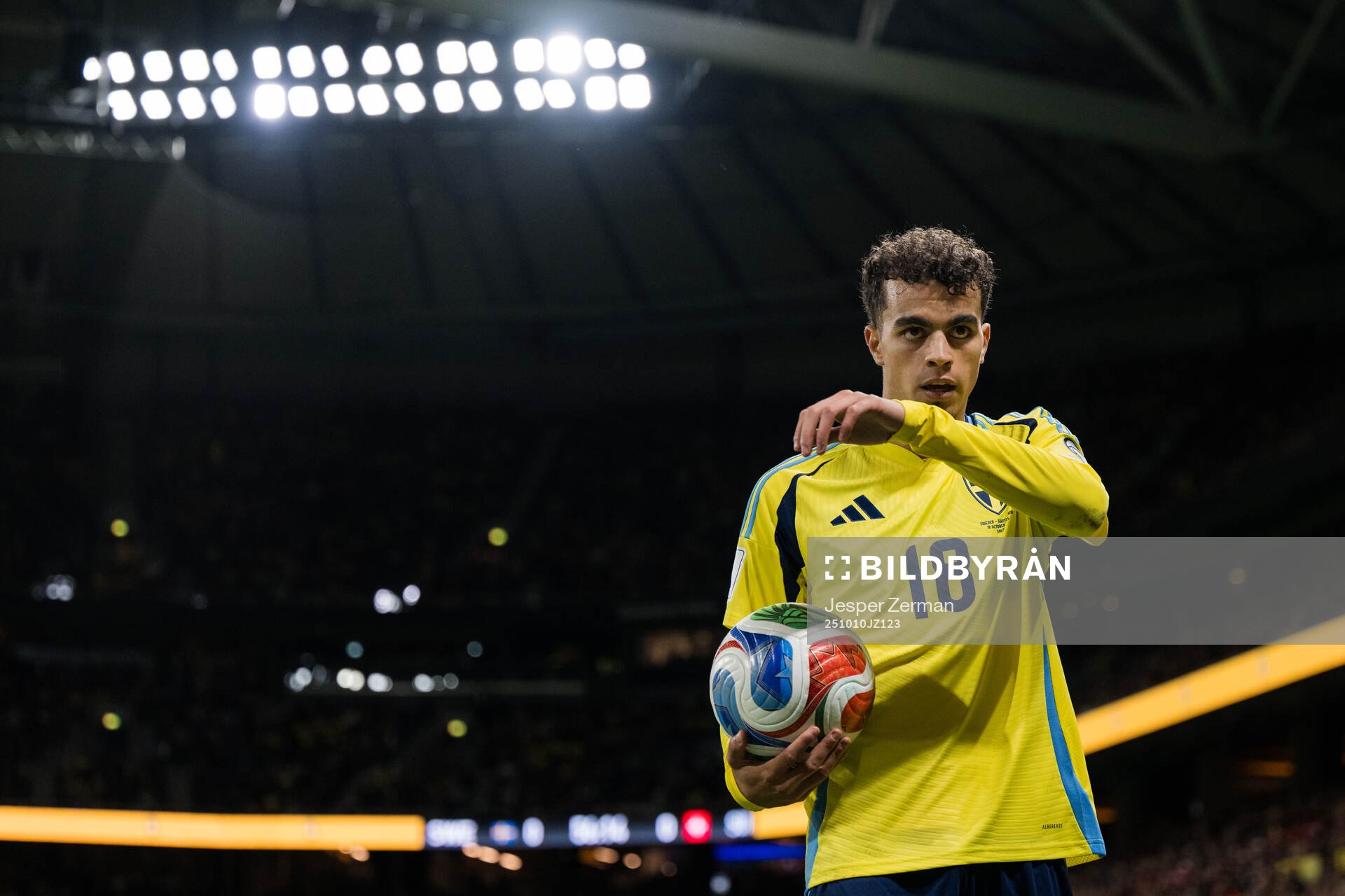 Yasin Ayari of Sweden