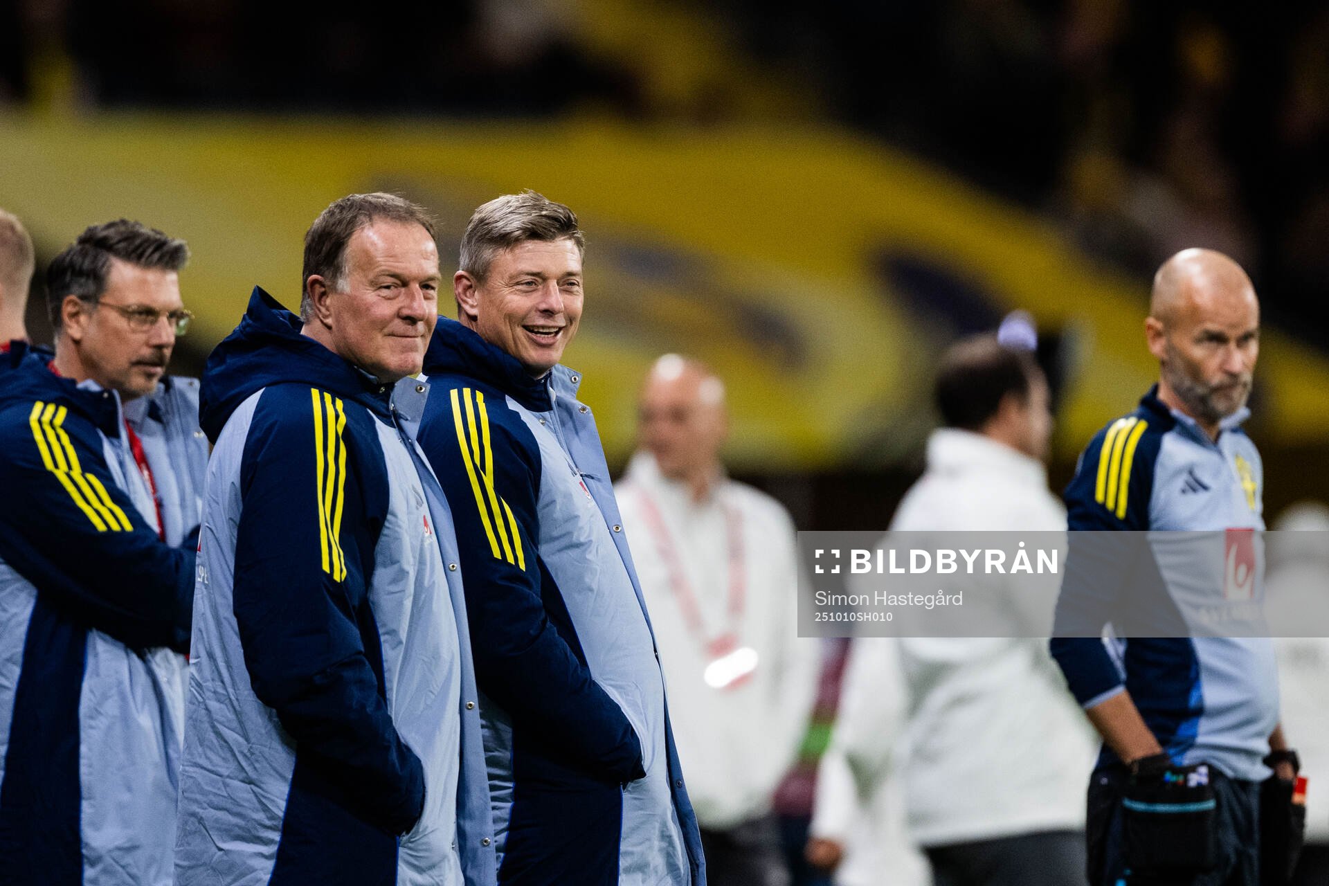 Head coach Jon Dahl Tomasson of Sweden
