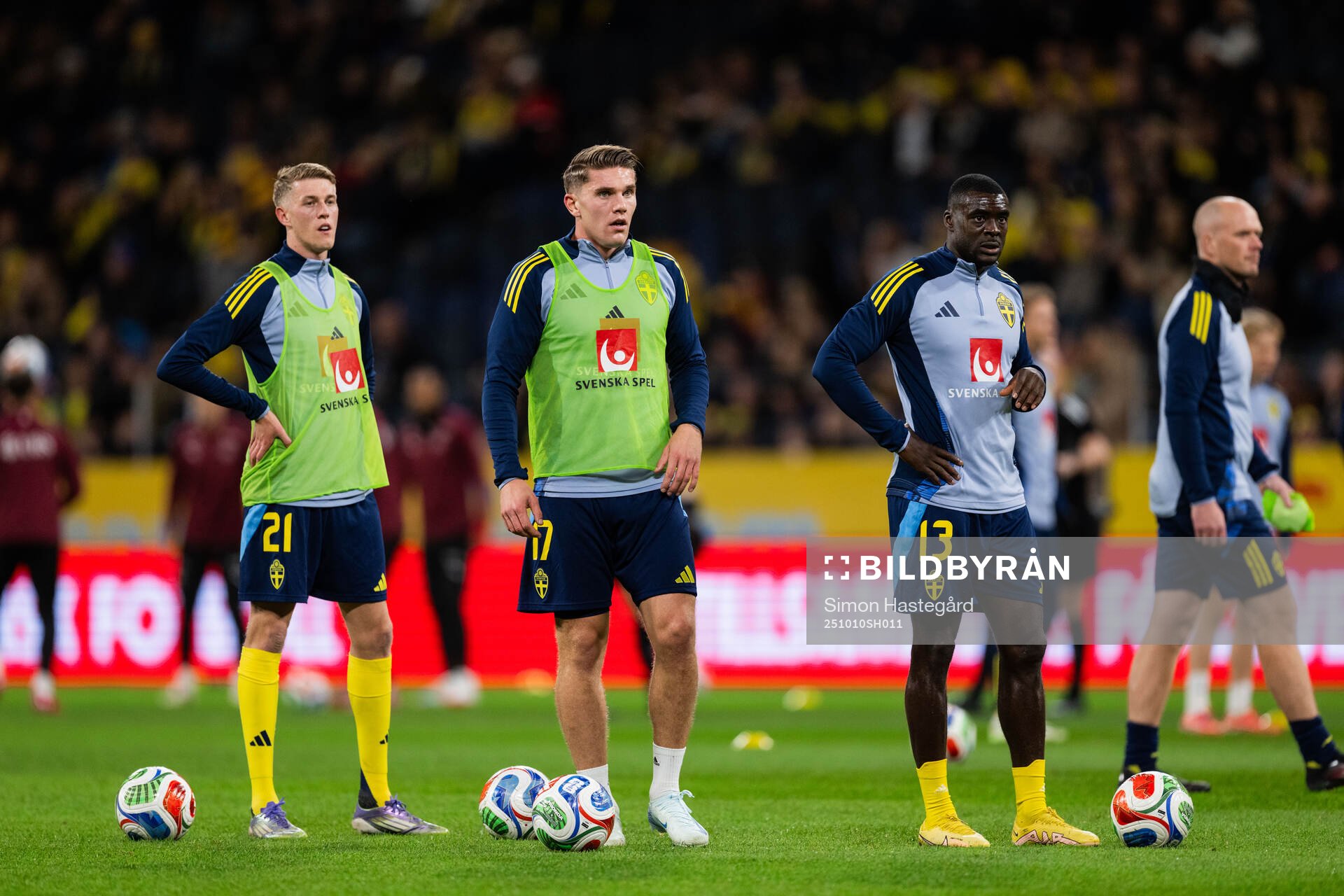 Alexander Bernhardsson, Viktor Gyökeres and Ken Sema of