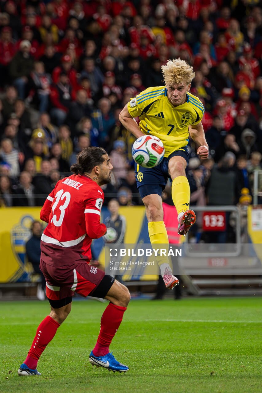 Lucas Bergvall of Sweden