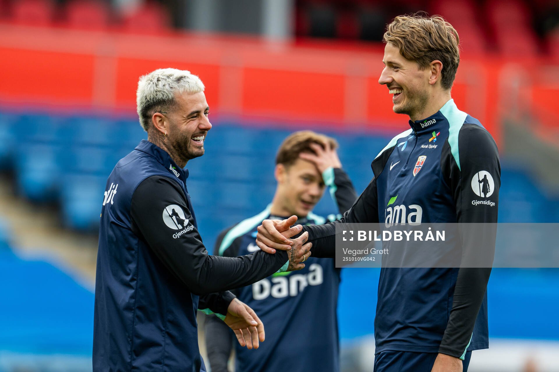 Aron Bizet Dønnum and Sander Berge of the Norwegian
